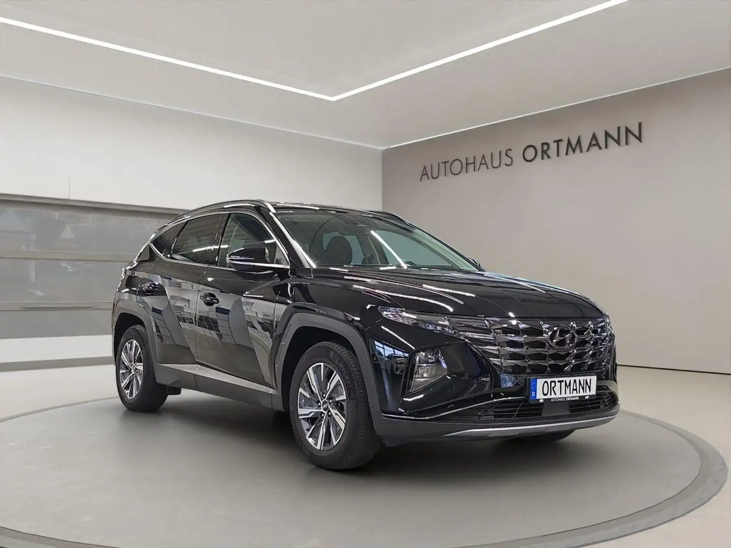 Hyundai TUCSON 1.6 Hybrid 'Trend' 2WD Automatik Noir - 1