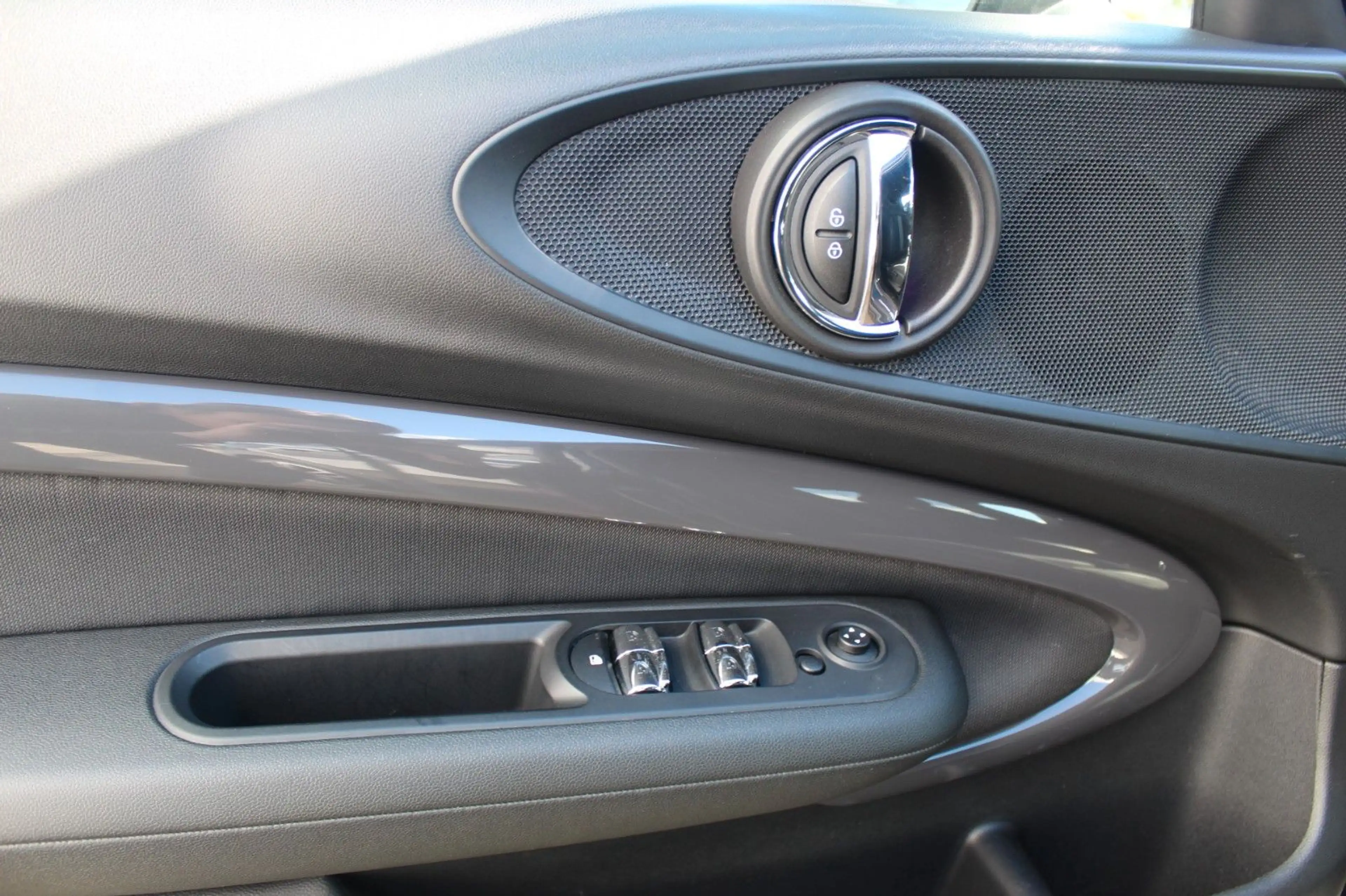 MINI Cooper SD Clubman Clubman Cooper SD All4 JCW Navi — photo 9
