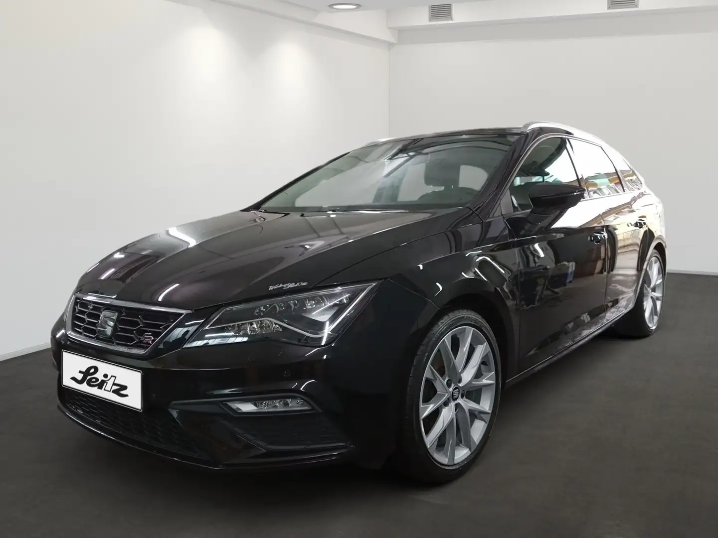 SEAT Leon ST 2.0 TDI FR Navi. LED. Panorama-Ausstelldach. Ei Schwarz - 2
