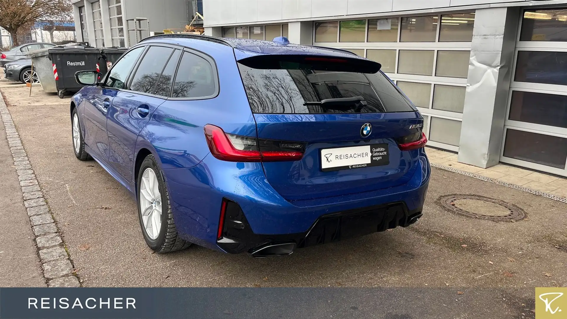 BMW 340 A xDrive LCProf,HUD,adLED,Pano,Hifi Blau - 2