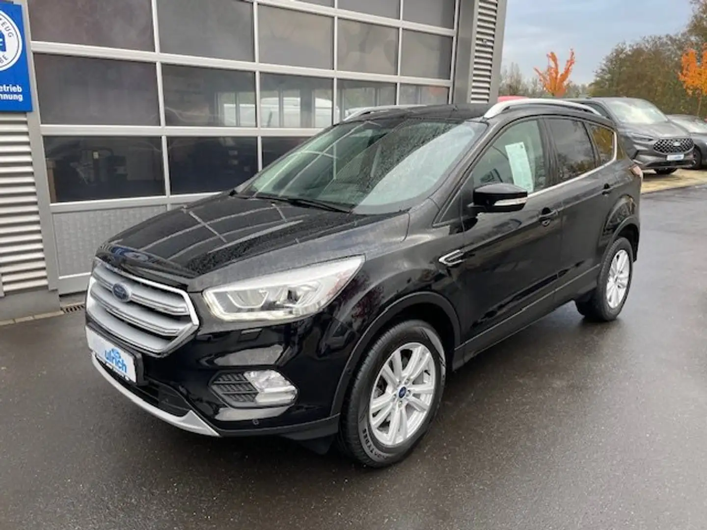 Ford Kuga Cool & Connect Schwarz - 1
