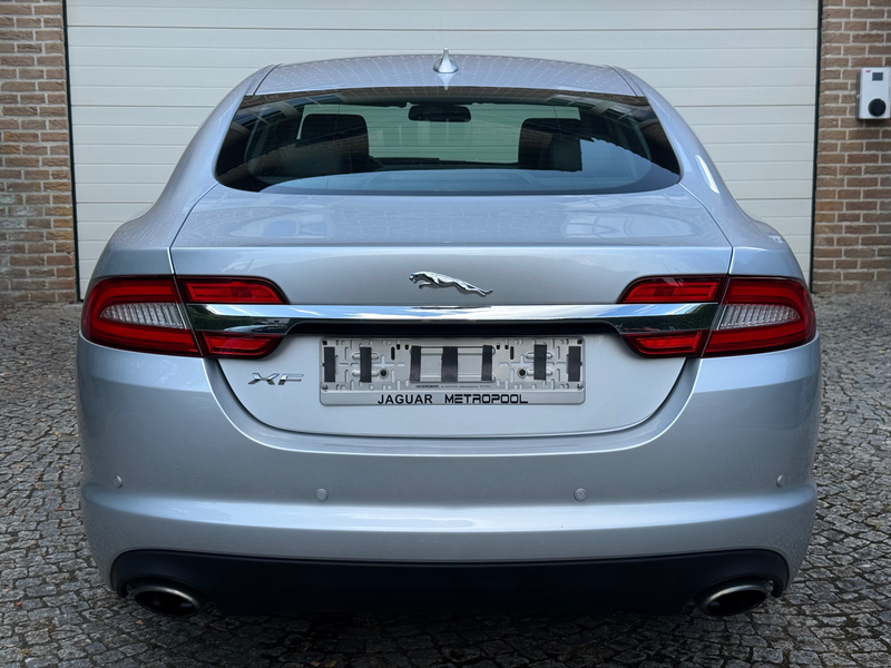 Jaguar XF XF 2.0i | 1 Owner | Full Jag Maintenance — photo 5
