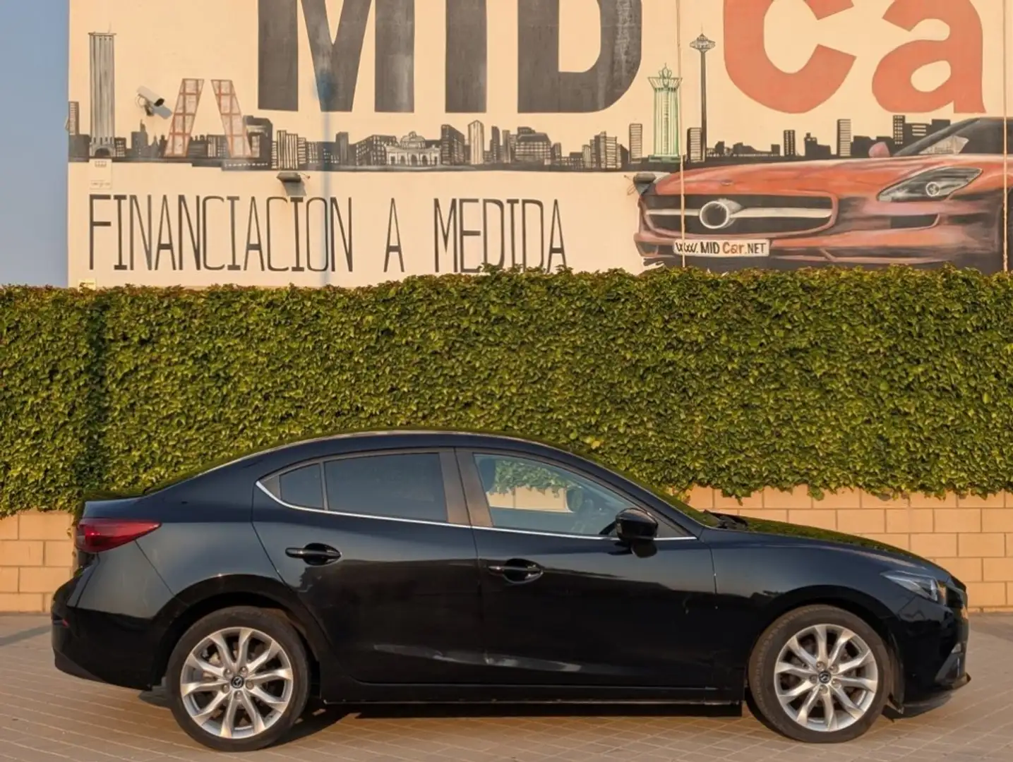 Mazda 3 2.0 Luxury 120 Negro - 2