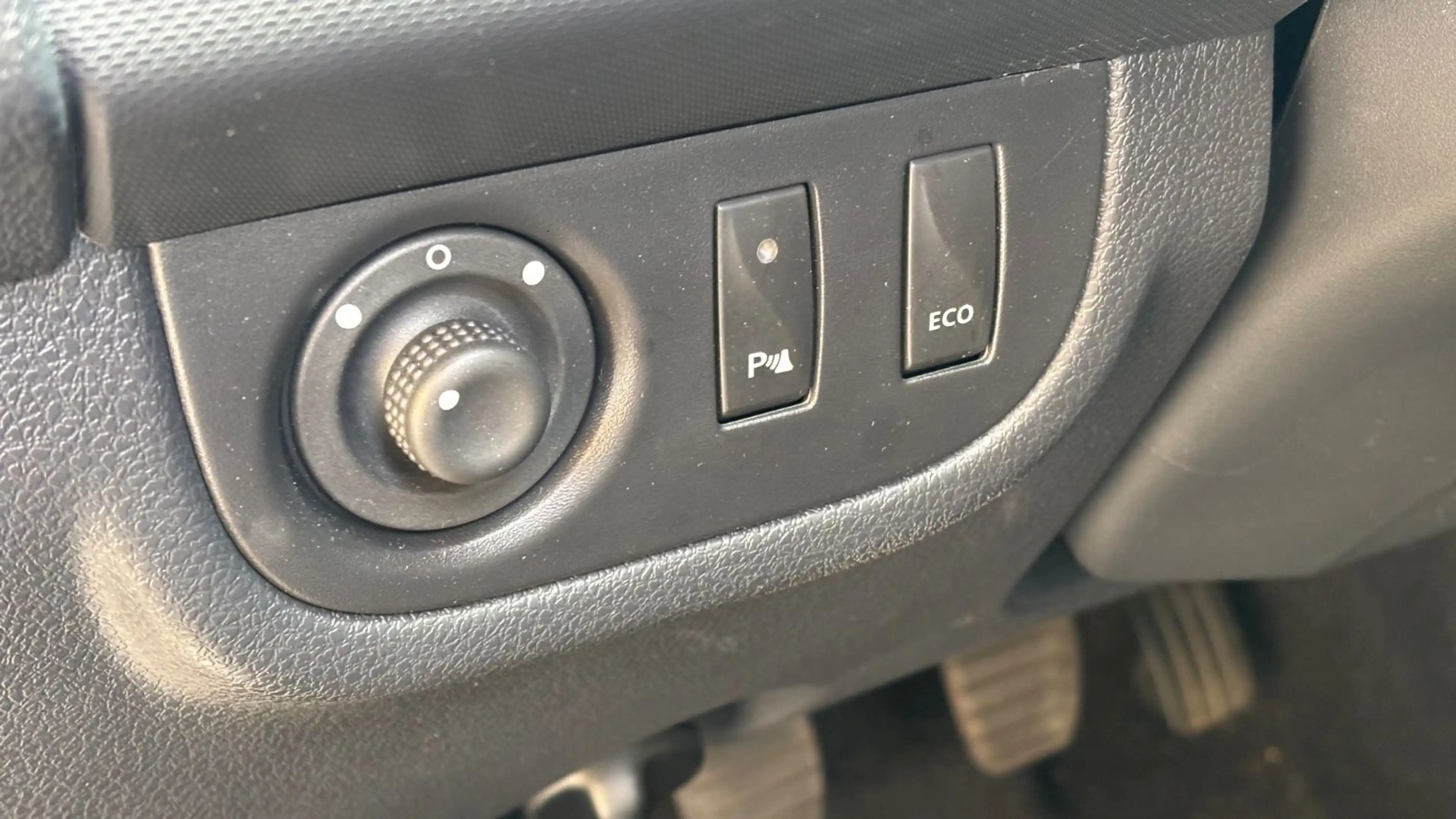 Dacia Logan MCV II Kombi TCe 90 Stepway / Kamera — photo 15