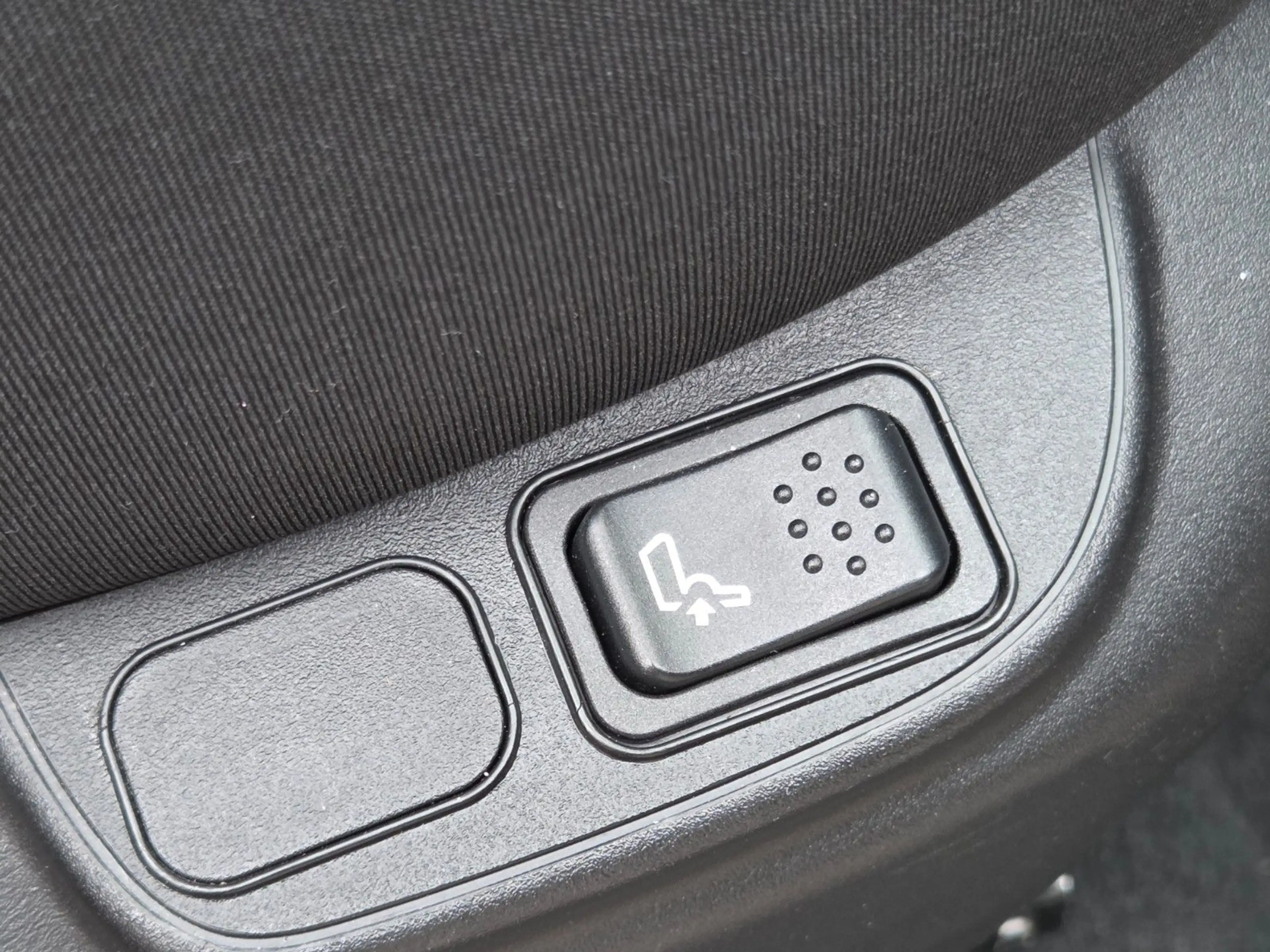 Fiat 500L Cross 1.4 16V T-Jet Rockstar +NAVI+KAMERA+ — photo 26