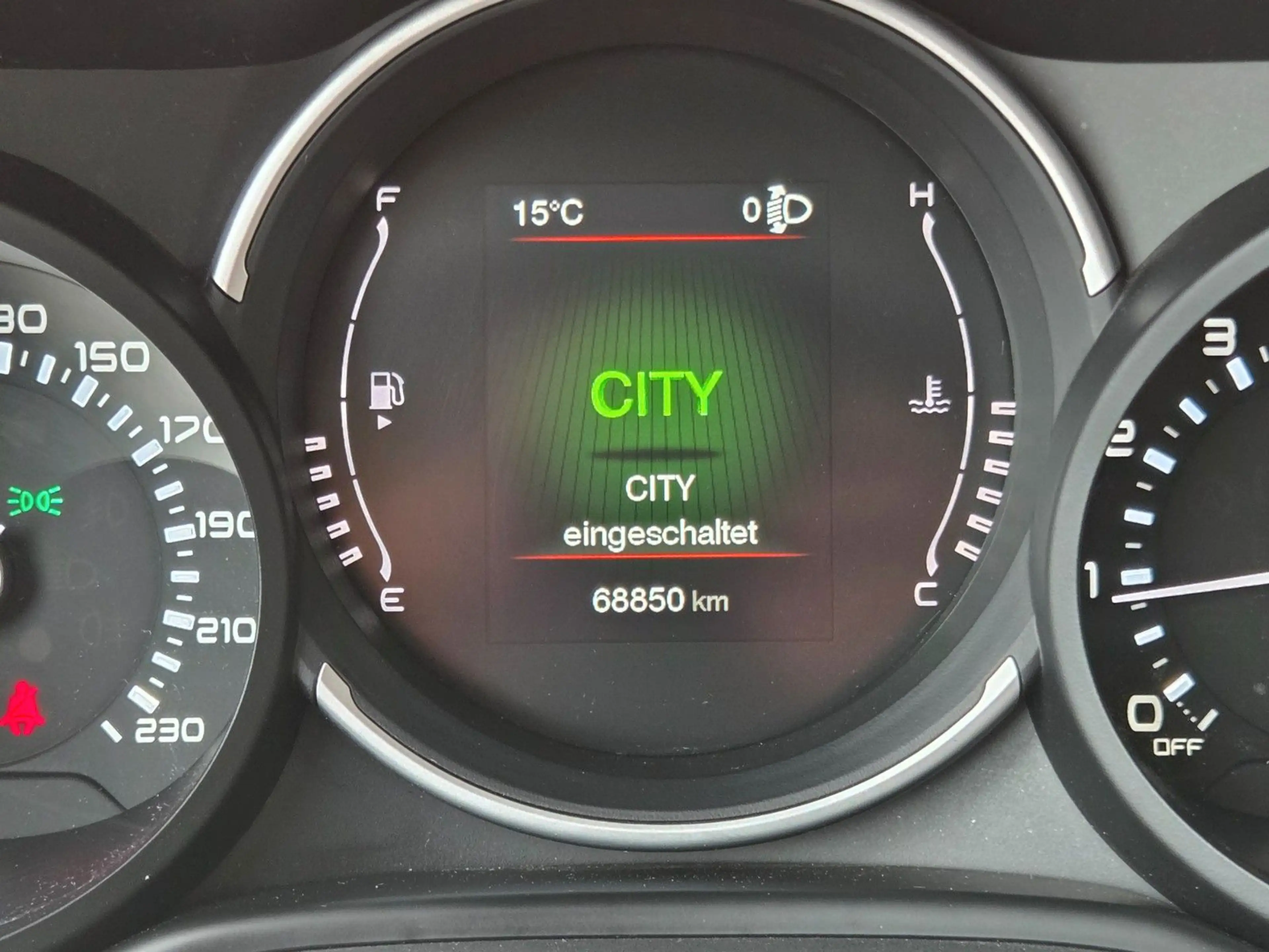 Fiat 500L Cross 1.4 16V T-Jet Rockstar +NAVI+KAMERA+ — photo 19