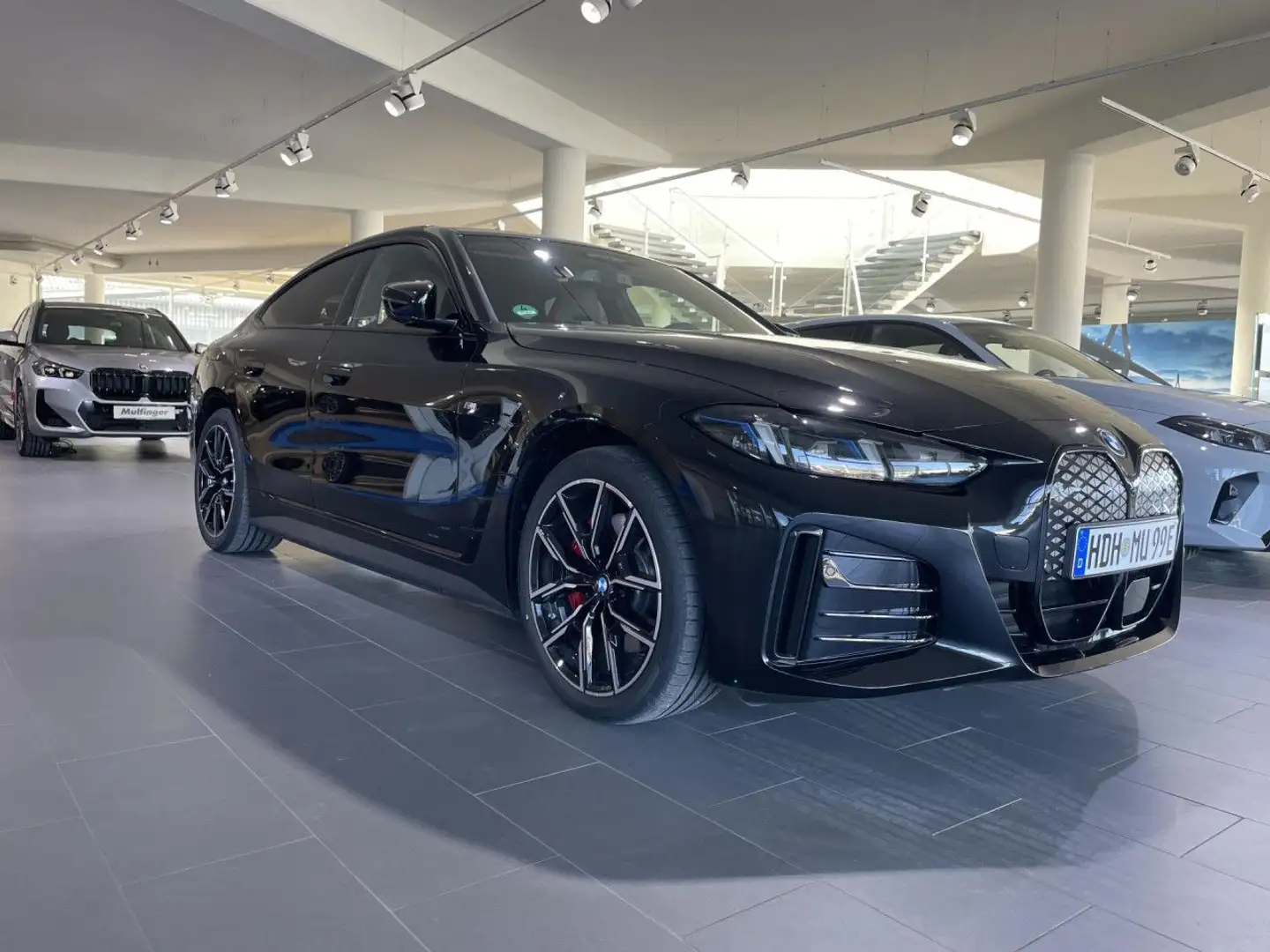 BMW i4 eDrive 35 Gran Coupé M Sport DrivingProf. Pano Negro - 2