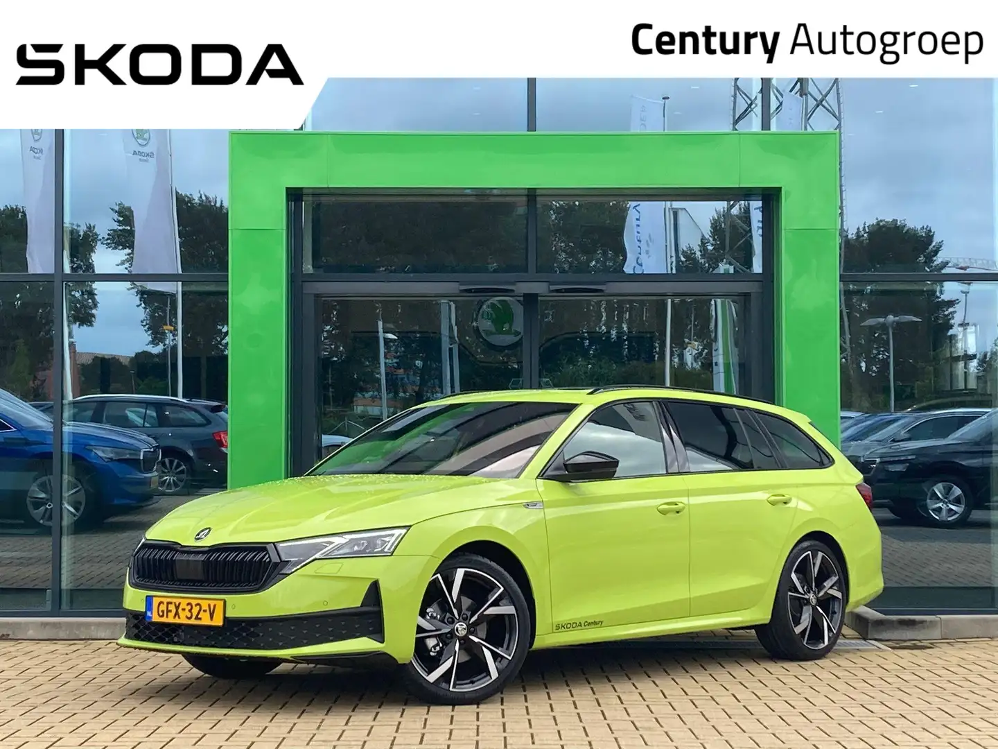 Skoda Octavia Combi 1.5 TSI MHEV Sportline Business 19" | Pano | Groen - 1