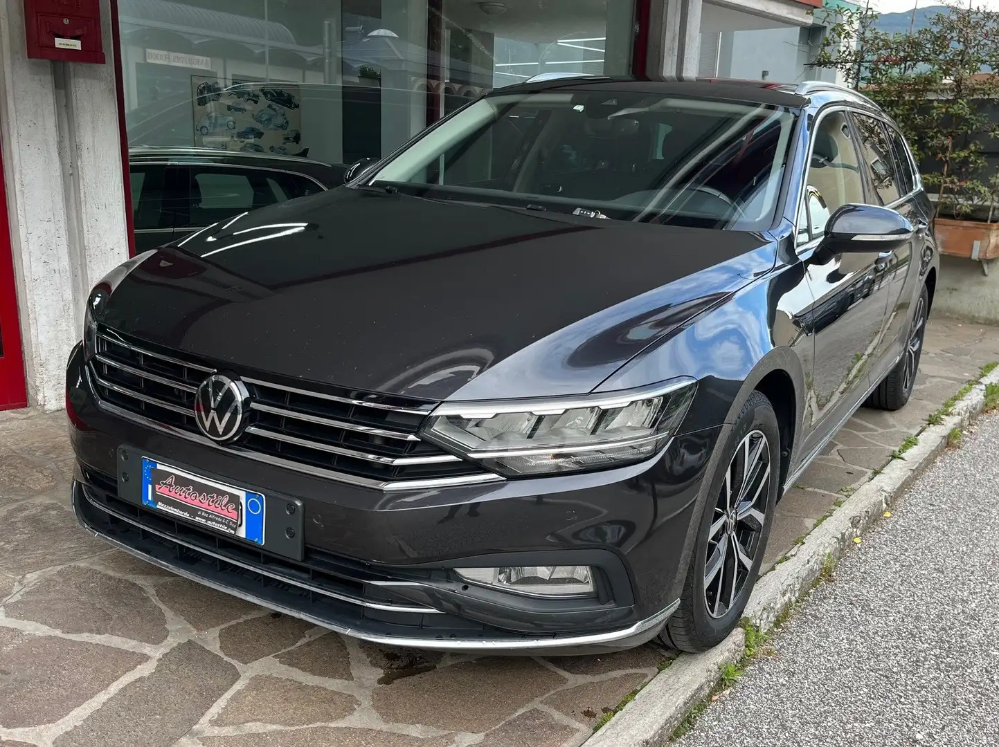 Volkswagen Passat Variant Passat Variant 2.0 tdi Executive 4motion 200cv dsg Grigio - 2