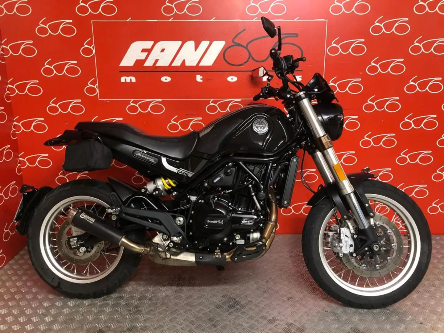 Benelli Leoncino Trail Nero - 1
