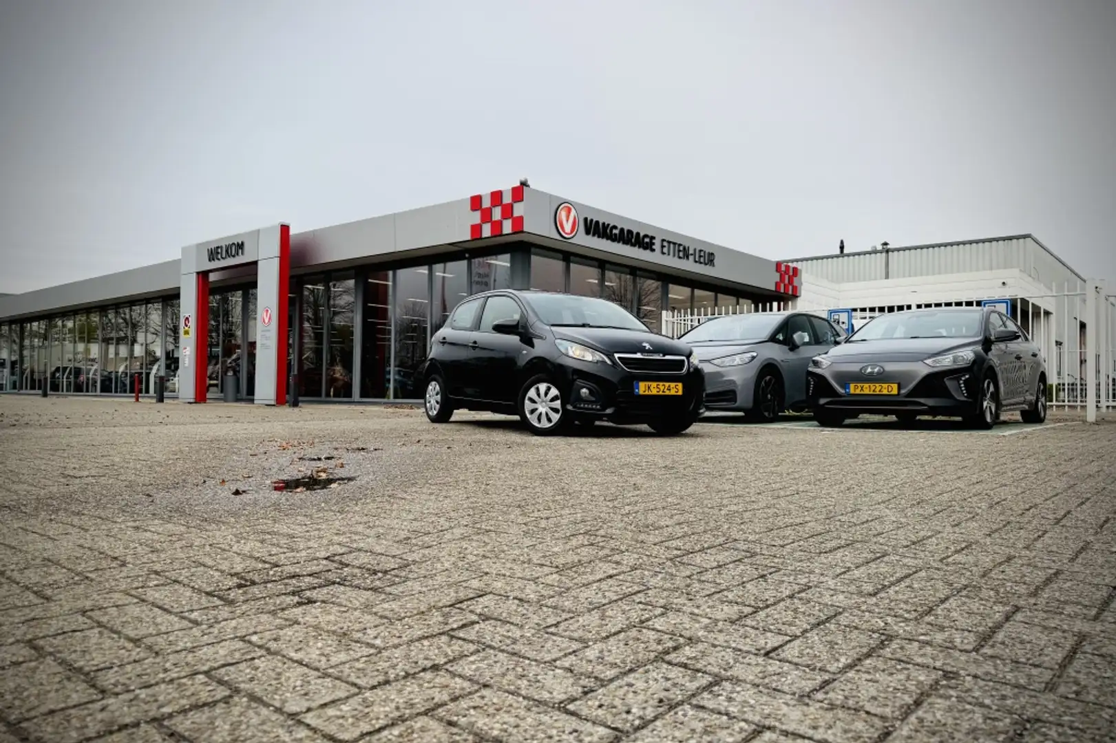 Peugeot 108 1.0 e-VTi Active | AIRCO | BLEUTOOTH Negro - 2