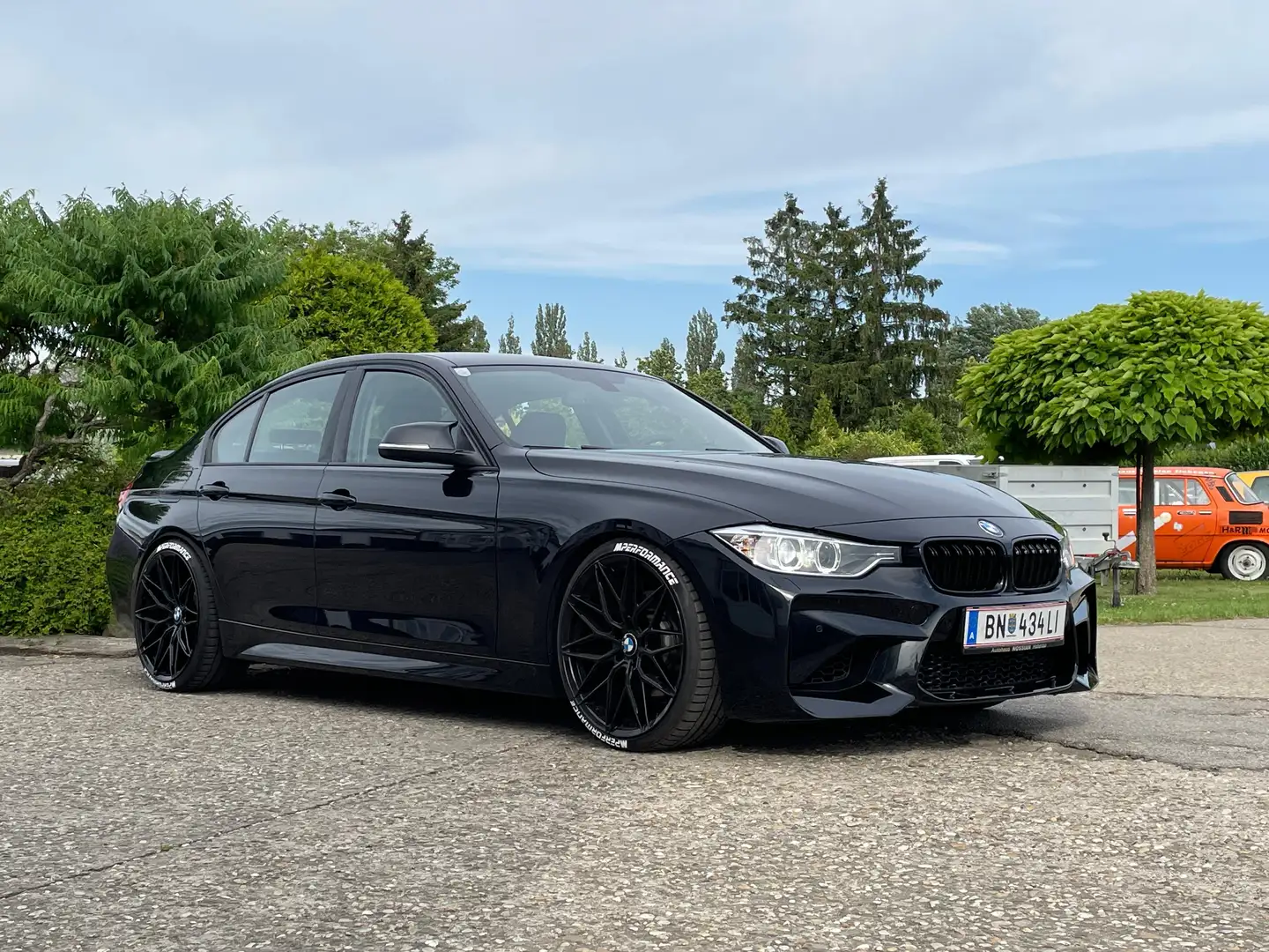 BMW 328 328i Österreich-Paket Österreich-Paket Schwarz - 1