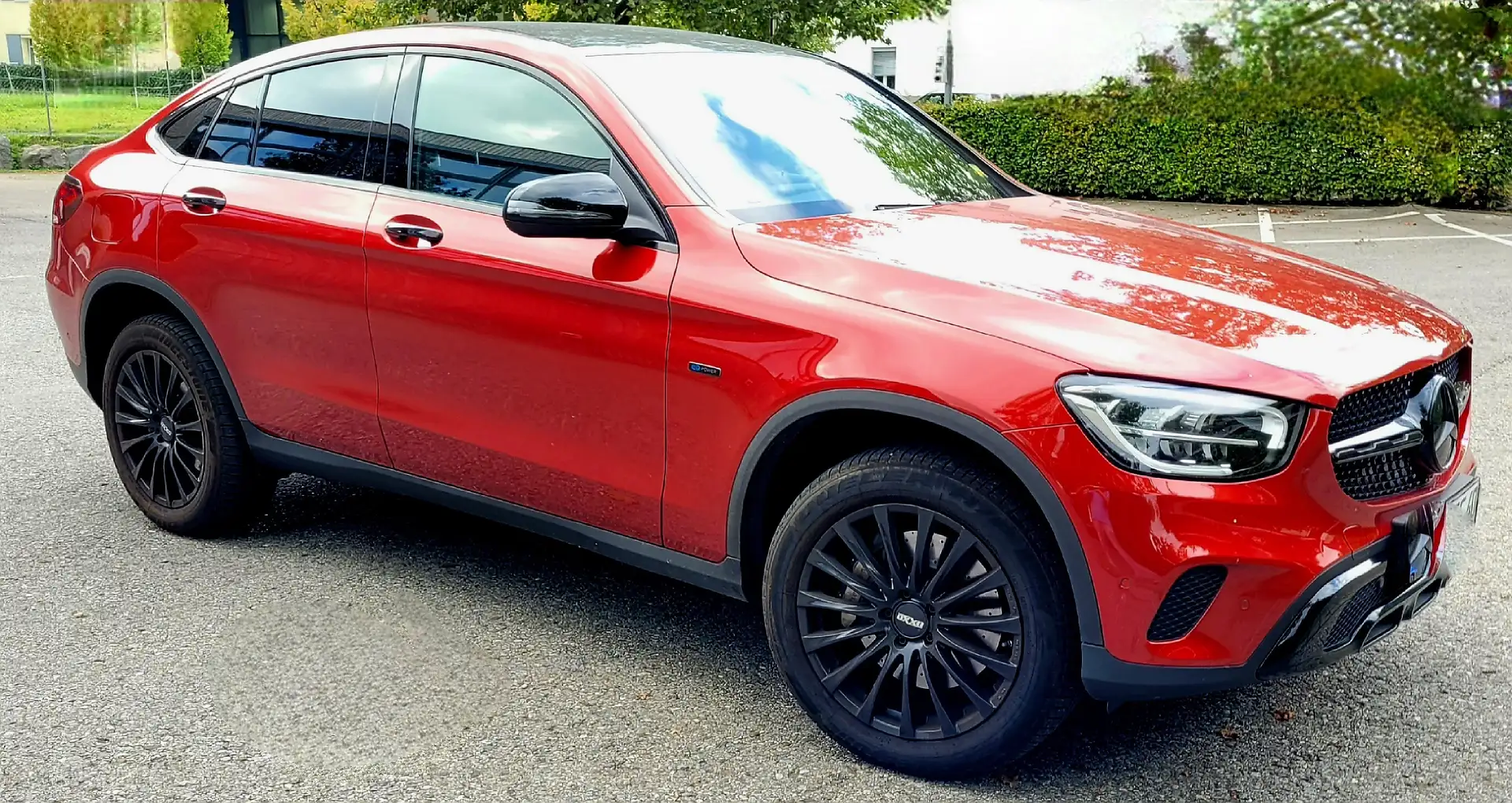Mercedes-Benz GLC 300 Hybrid-Coupe de, 4Matic, EXCLUSIVES TOPMODELL Rot - 1