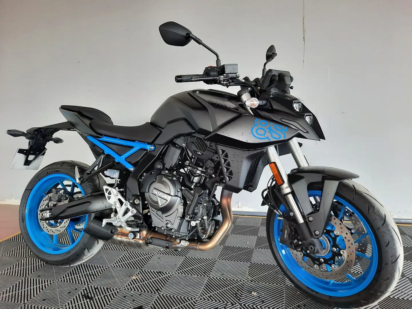 Suzuki GSX 8S Zwart - 1
