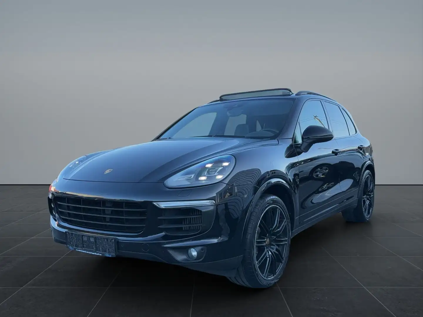 Porsche Cayenne S Platinum Edition*CHRONO*PANO*LUFT*ALCA Noir - 1