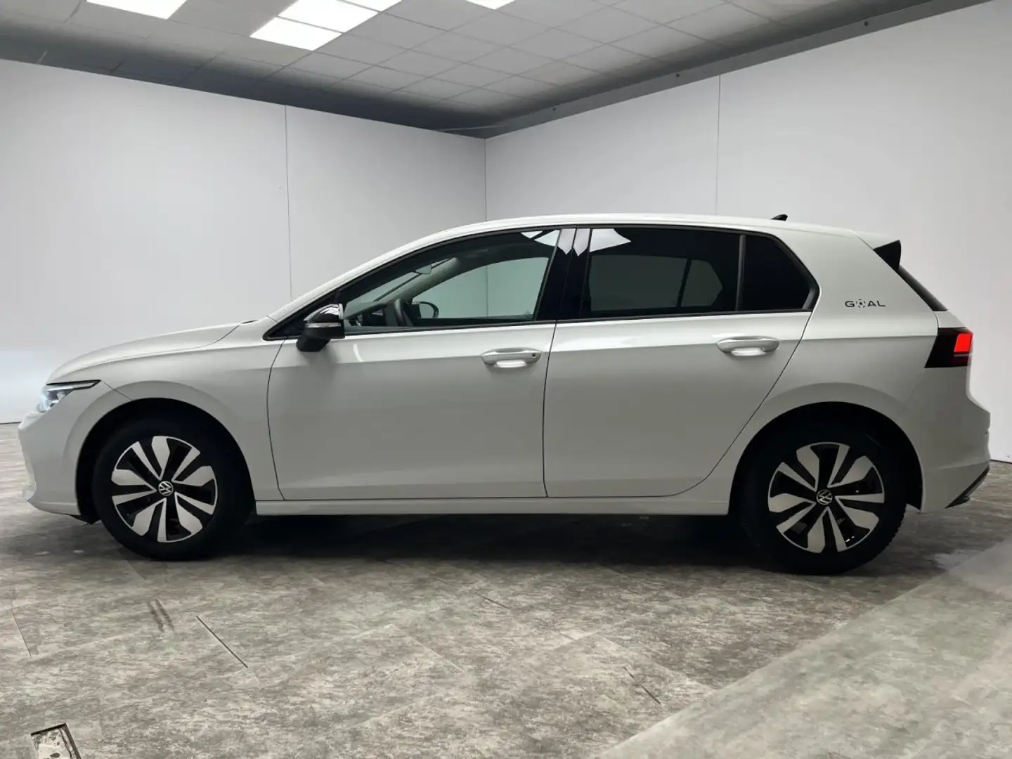 Volkswagen Golf VIII 2.0 TDI DSG GOAL 2,49% Klima Navi Weiß - 2
