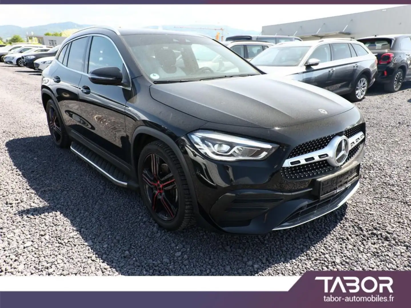 Mercedes-Benz GLA 200 200 DCT AMG Line cuir ParcAs Noir - 2