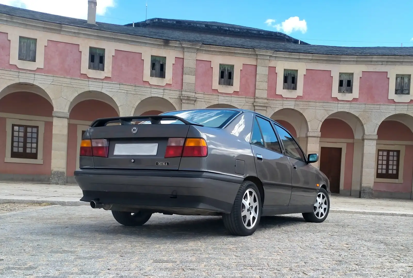 Lancia Dedra 2.0 Turbo, Unipro Gri - 1