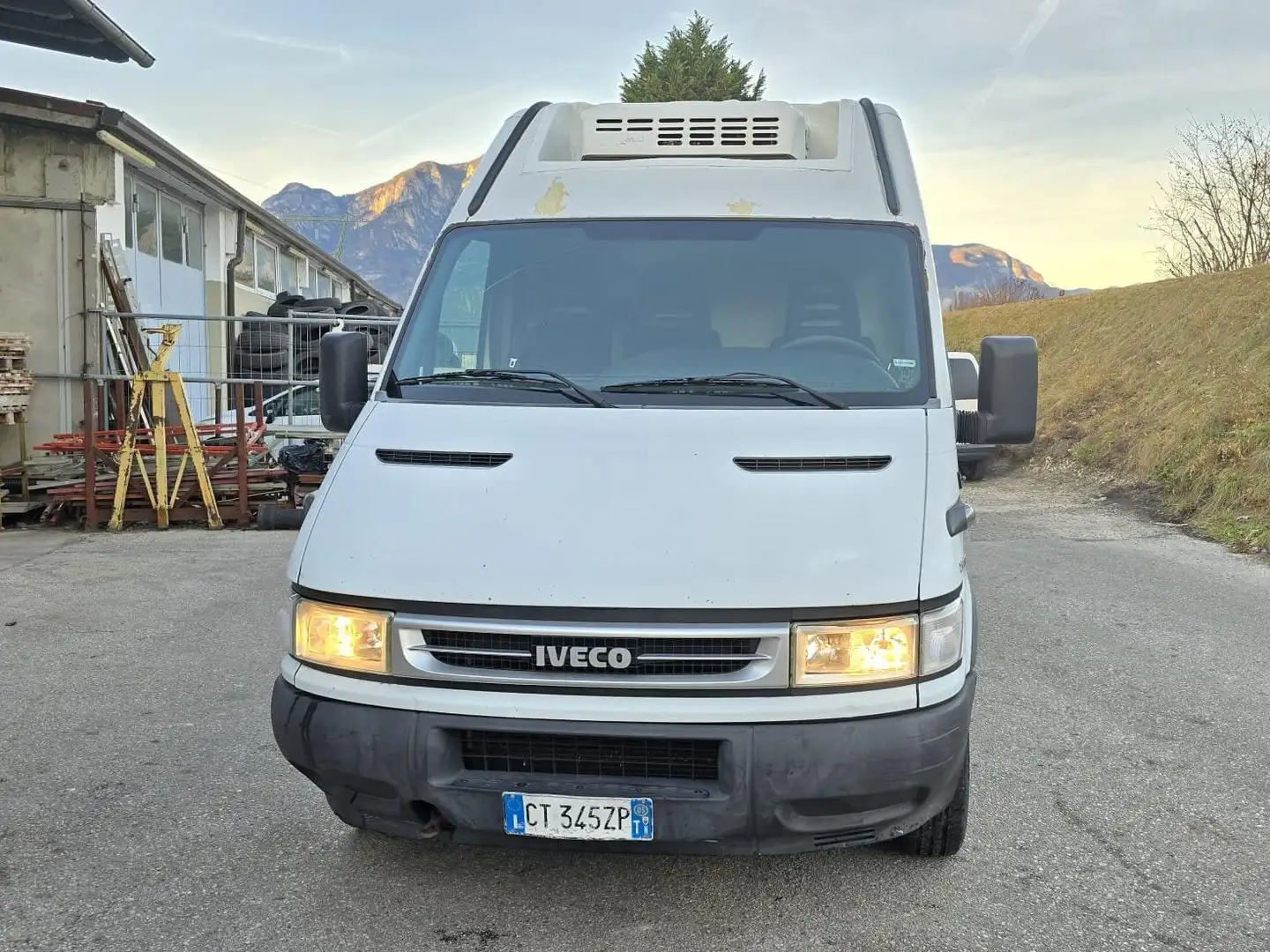 Iveco Daily 35/29 2.3L Isotermico Frigo - 2