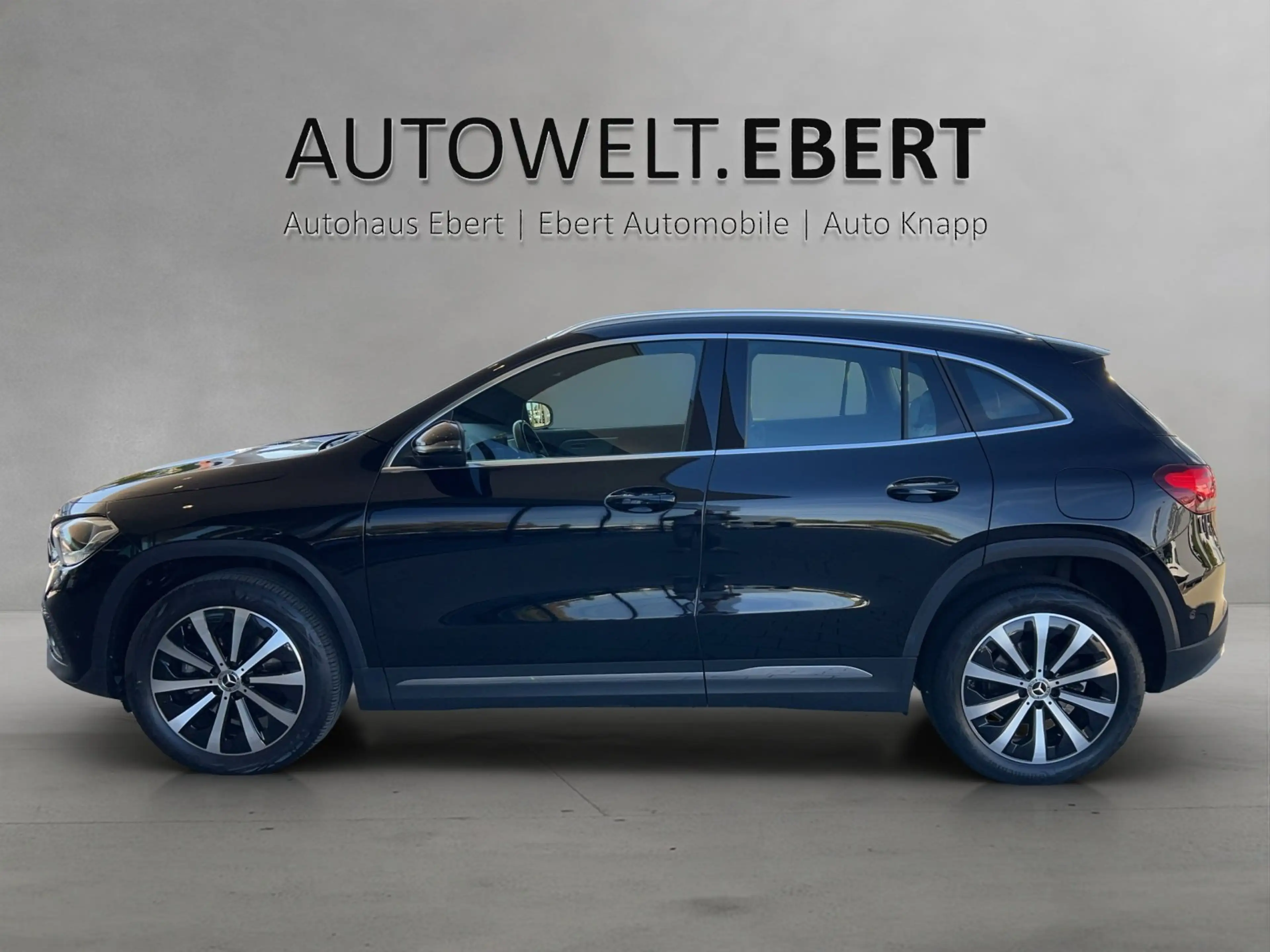 Mercedes-Benz GLA 200 GLA200d Progressive AdvancedMBUX Busines DAB 19" — photo 2