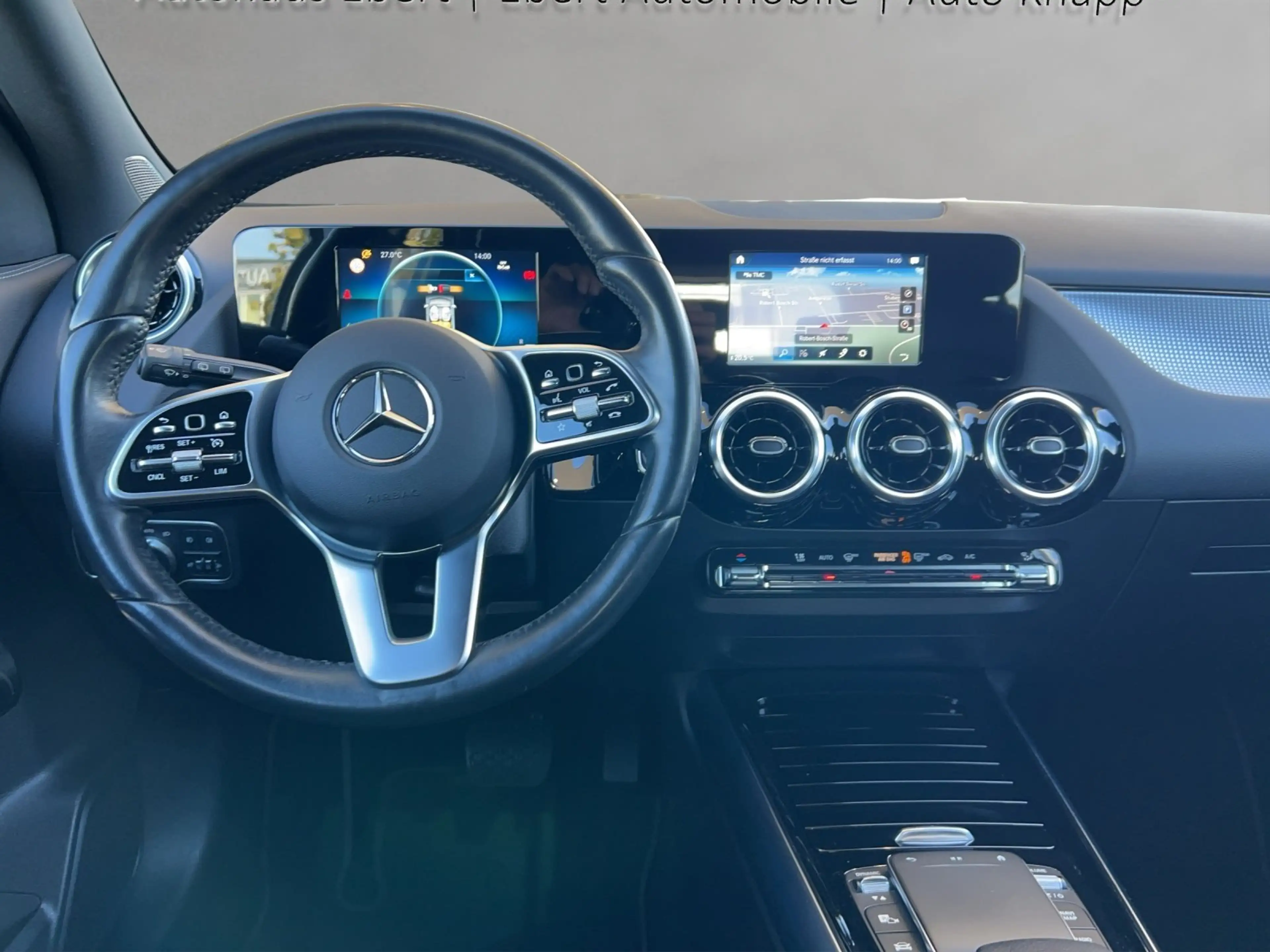 Mercedes-Benz GLA 200 GLA200d Progressive AdvancedMBUX Busines DAB 19" — photo 9