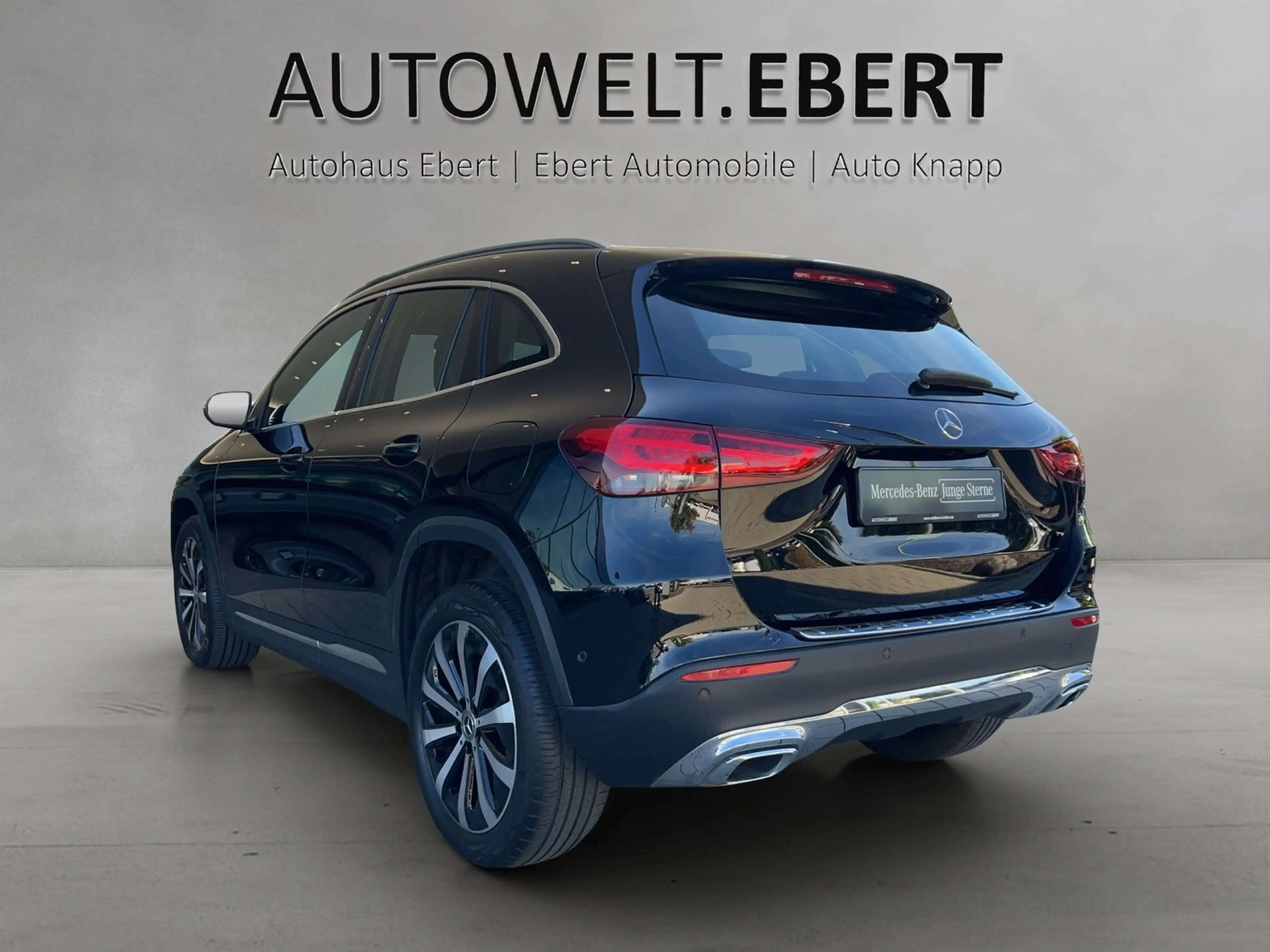 Mercedes-Benz GLA 200 GLA200d Progressive AdvancedMBUX Busines DAB 19" — photo 3