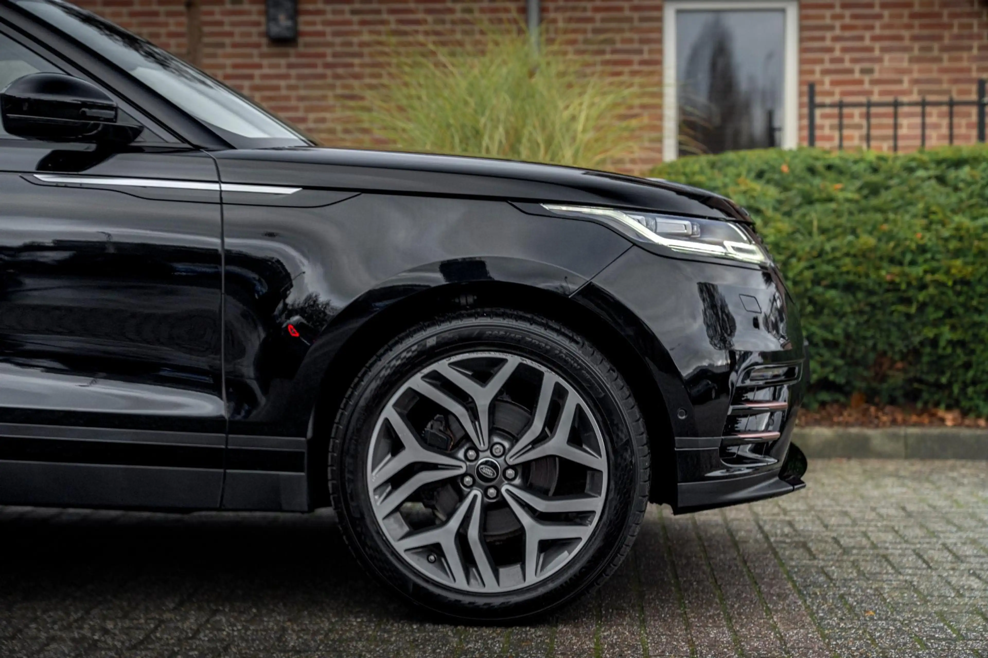 Land Rover Range Rover Velar 2.0 Turbo 250 PK 1e eigenaar AWD R-Dynamic Keyless — photo 10