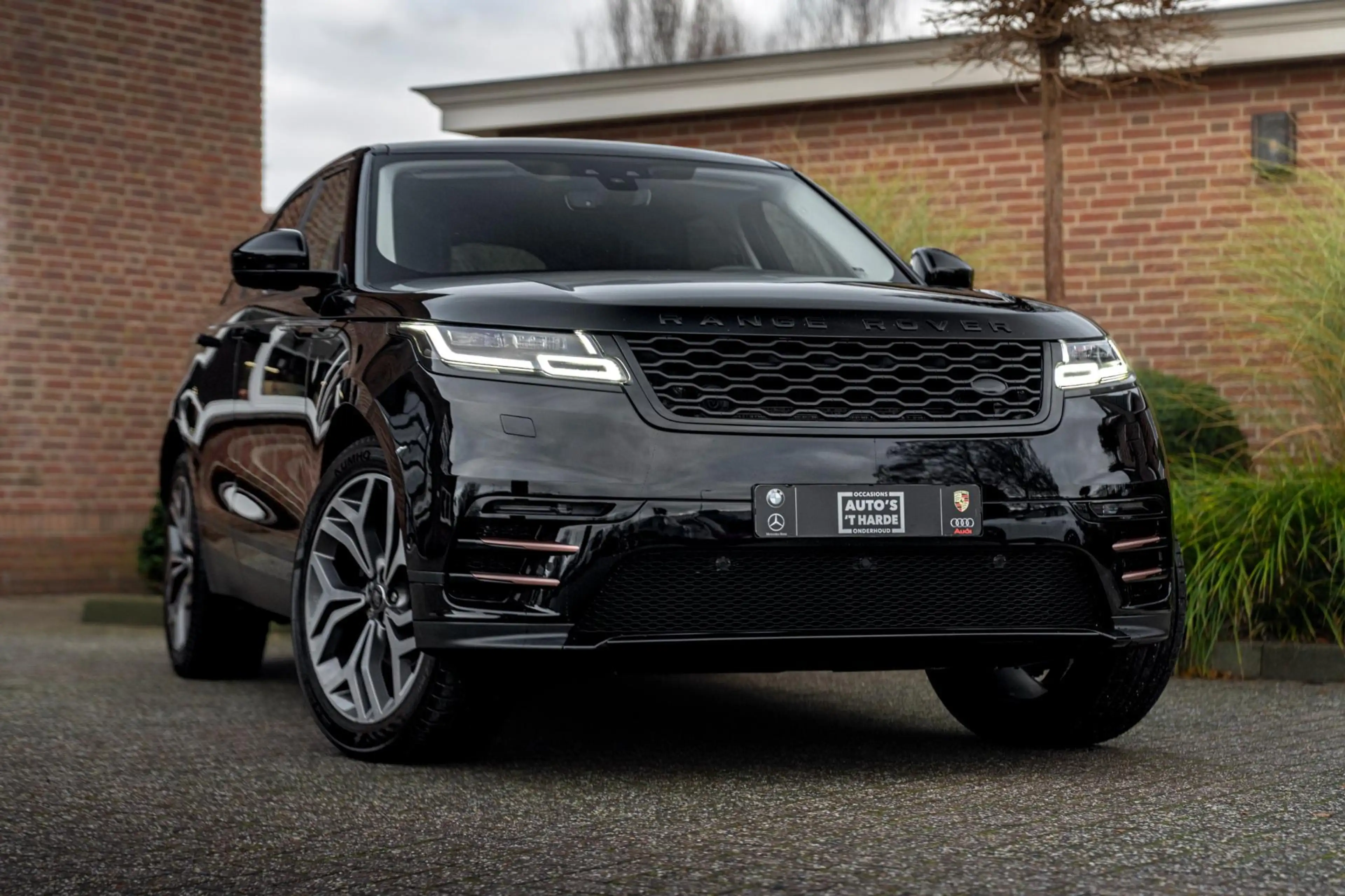 Land Rover Range Rover Velar 2.0 Turbo 250 PK 1e eigenaar AWD R-Dynamic Keyless — photo 8