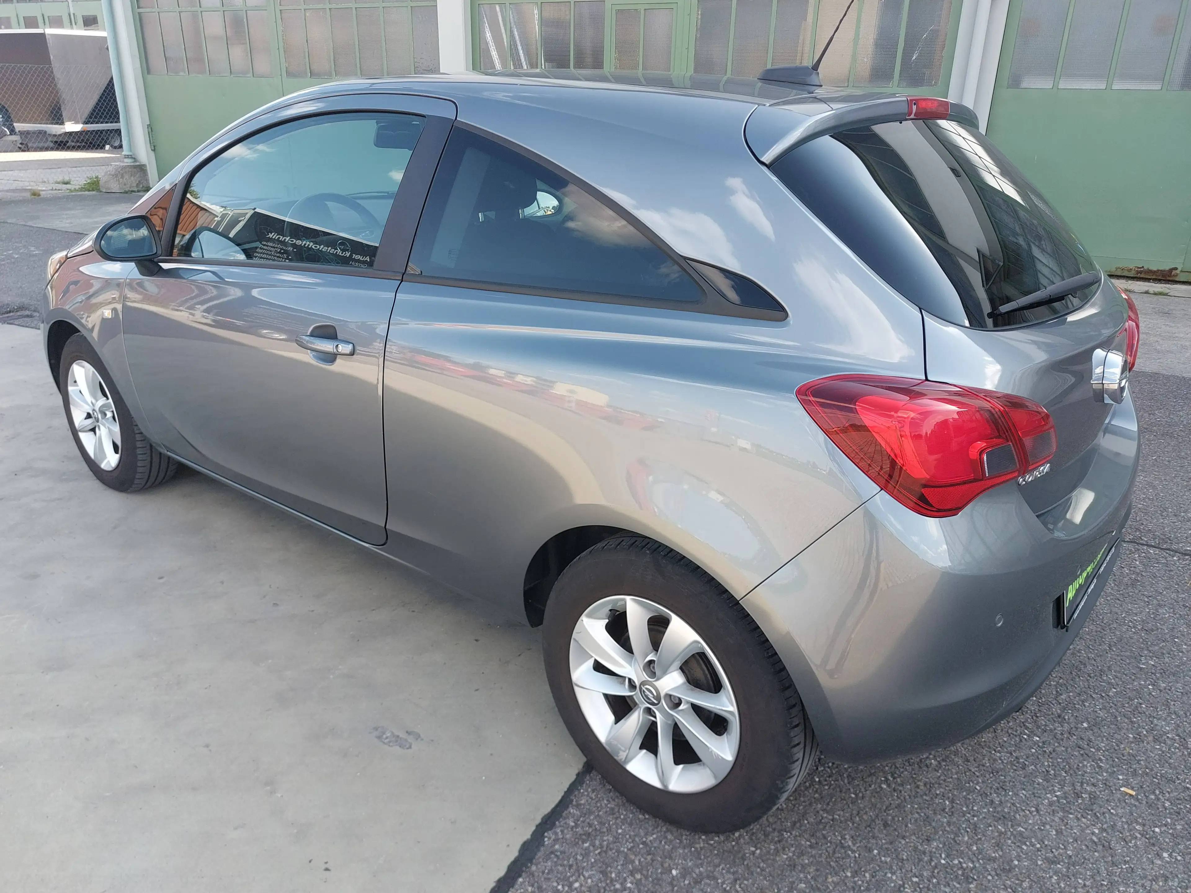 Opel Corsa ON 1.0 ecoFlex — photo 11