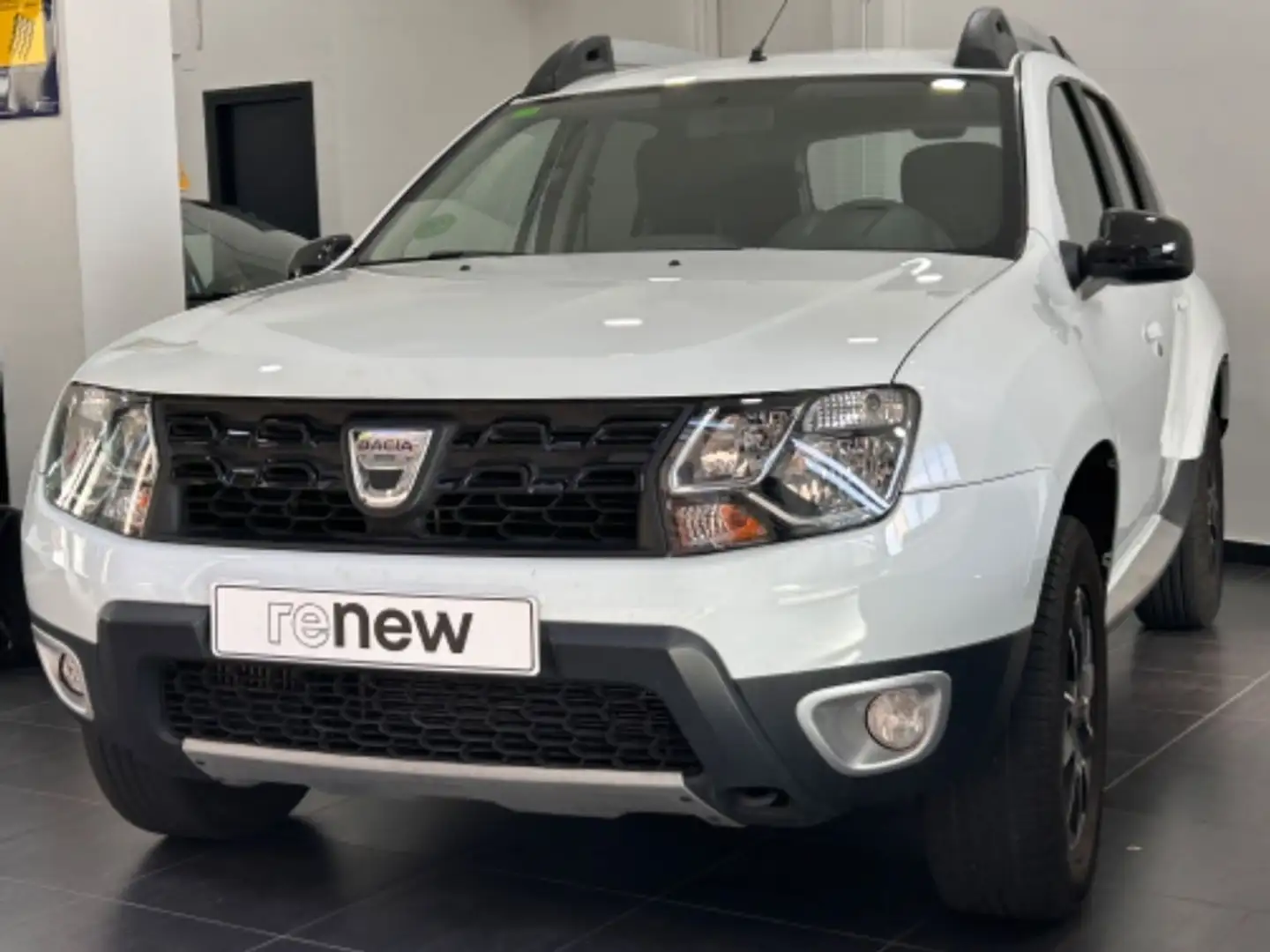 Dacia Duster Black Shadow 4x2 Blanco - 1