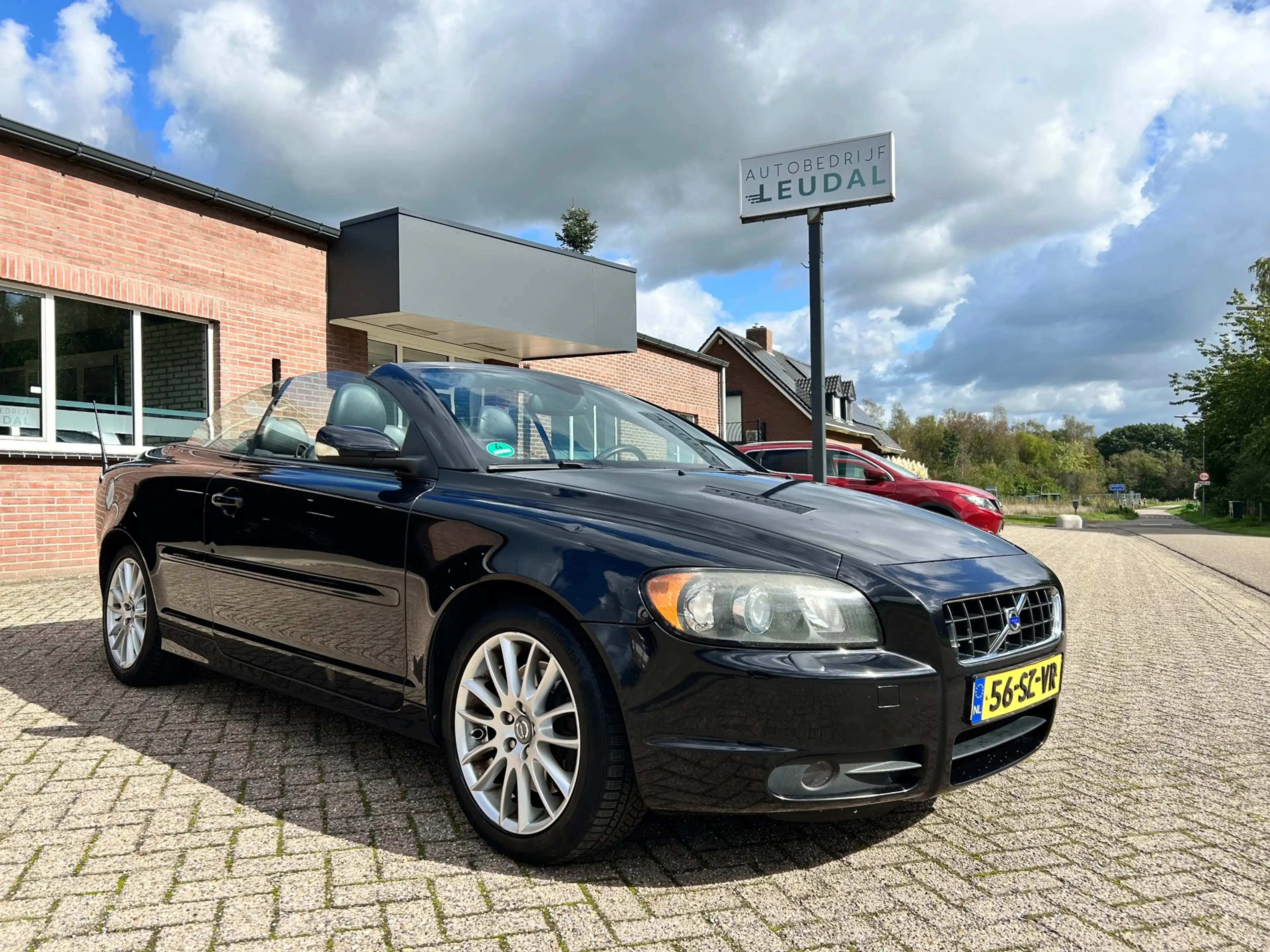 Volvo C70 Convertible 2.4i Summum // dealer onderhouden — photo 3