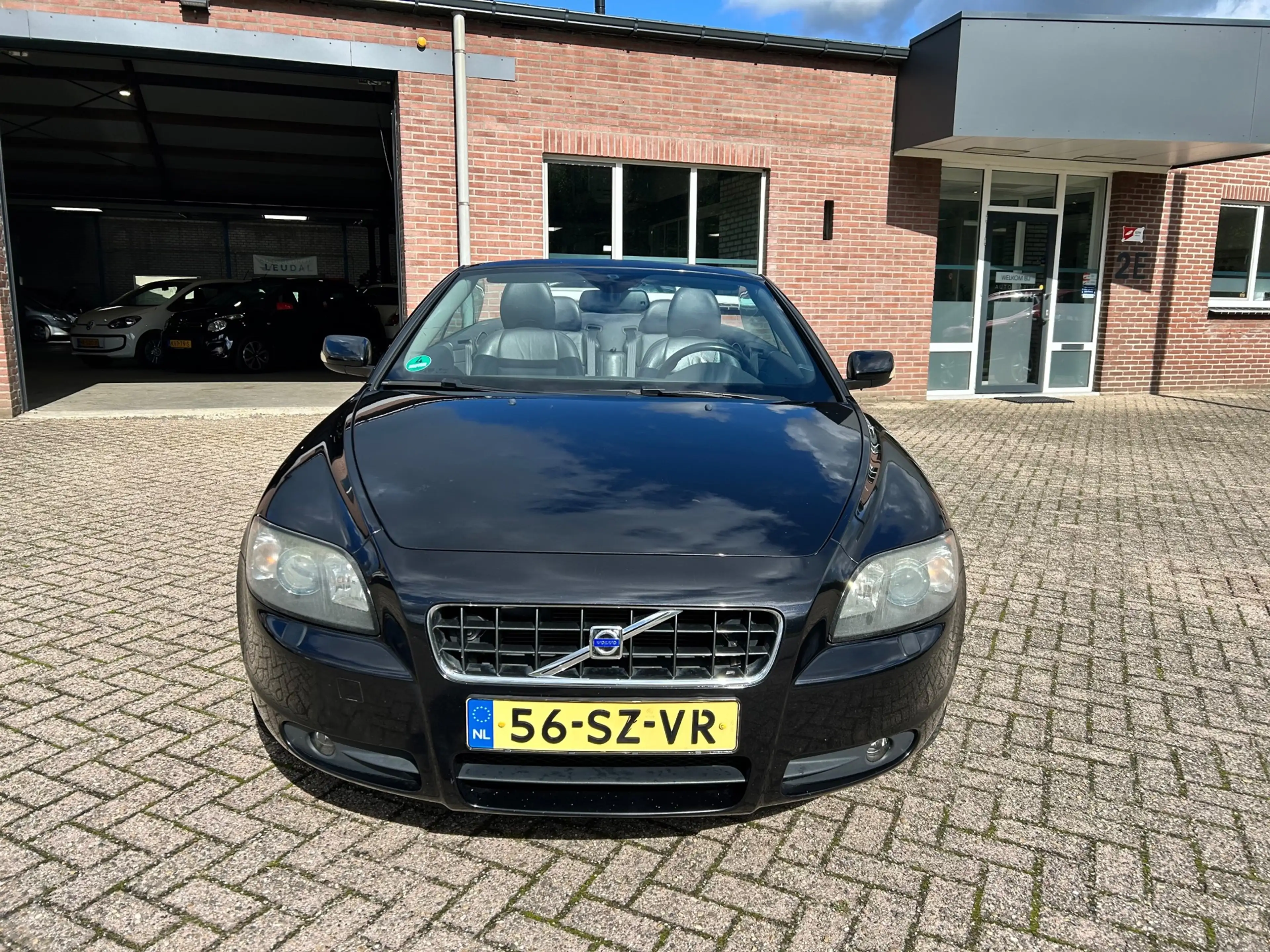 Volvo C70 Convertible 2.4i Summum // dealer onderhouden — photo 2