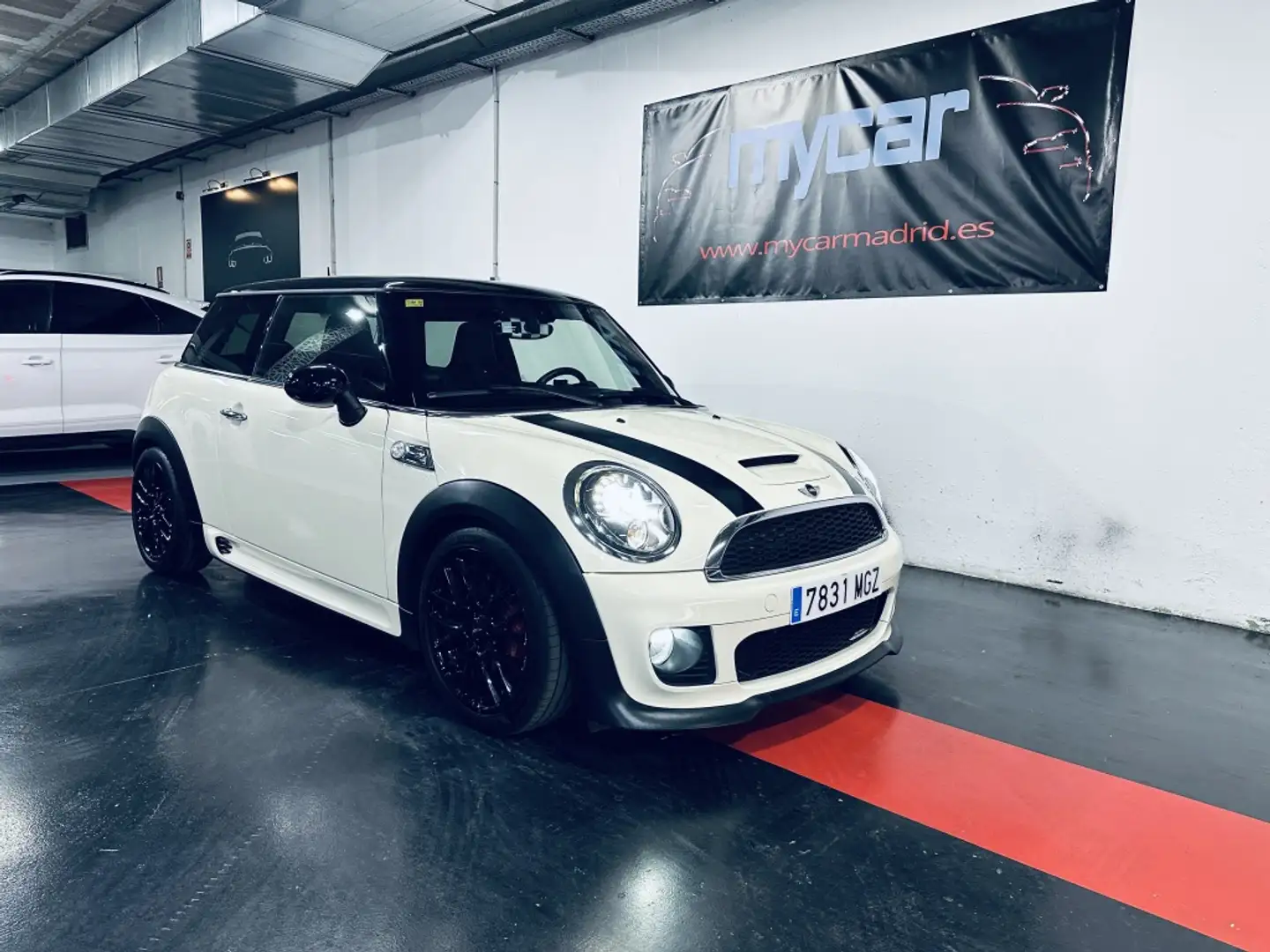 MINI John Cooper Works Cabrio Blanco - 2