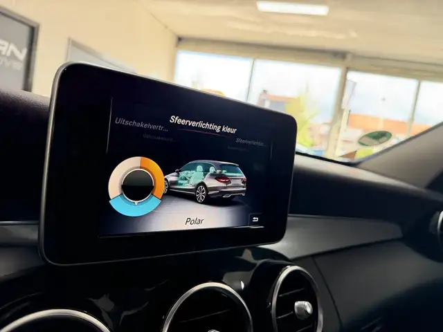 Mercedes-Benz C-Class view 12