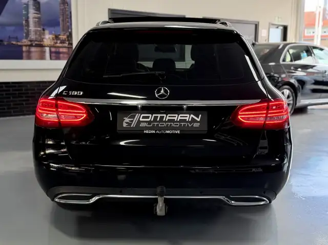 Mercedes-Benz C-Class view 6
