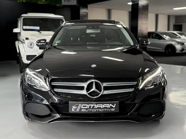 Mercedes-Benz C-Class view 4