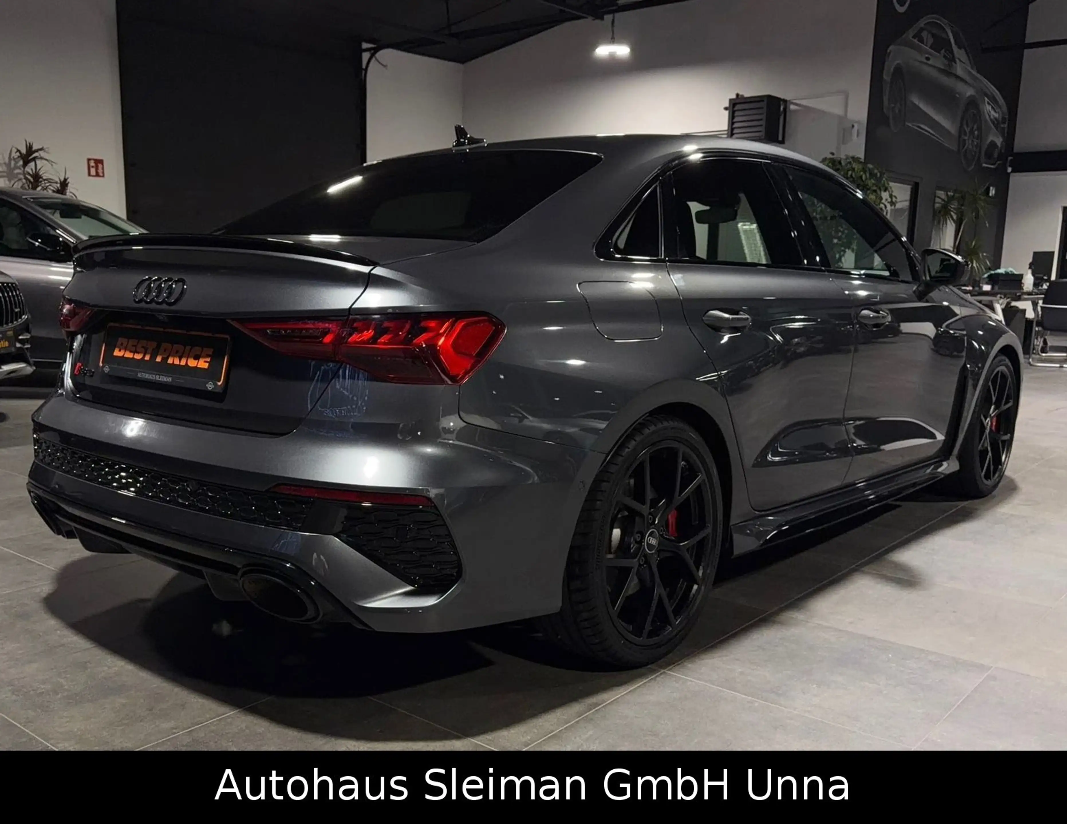 Audi RS3 RS3 Lim. 2.5 TFSI quattro/Navi/Keramik/Leder — photo 4