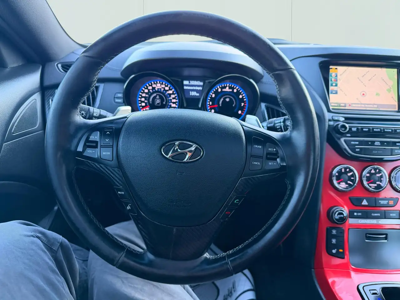 Hyundai Genesis снимка Hyundai Genesis