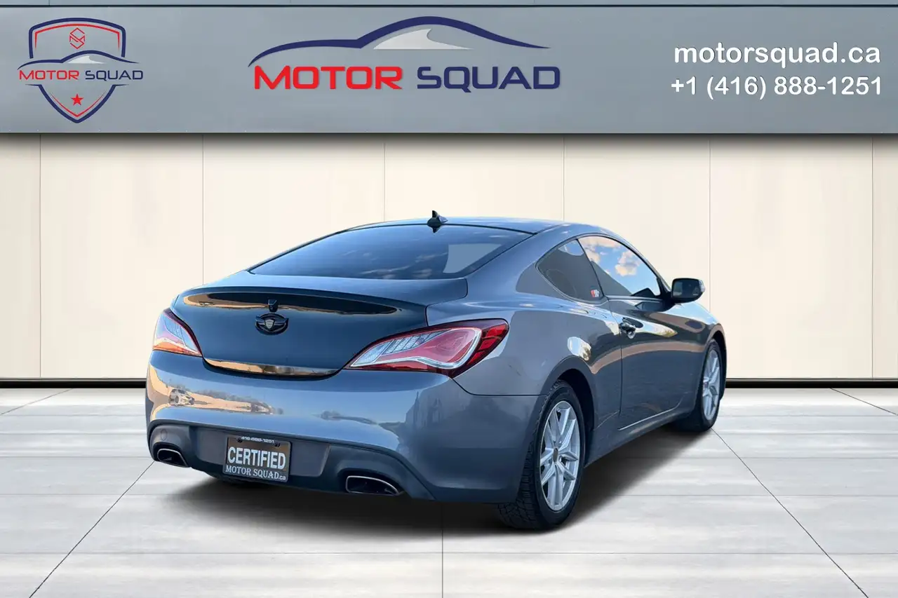 Hyundai Genesis снимка Hyundai Genesis