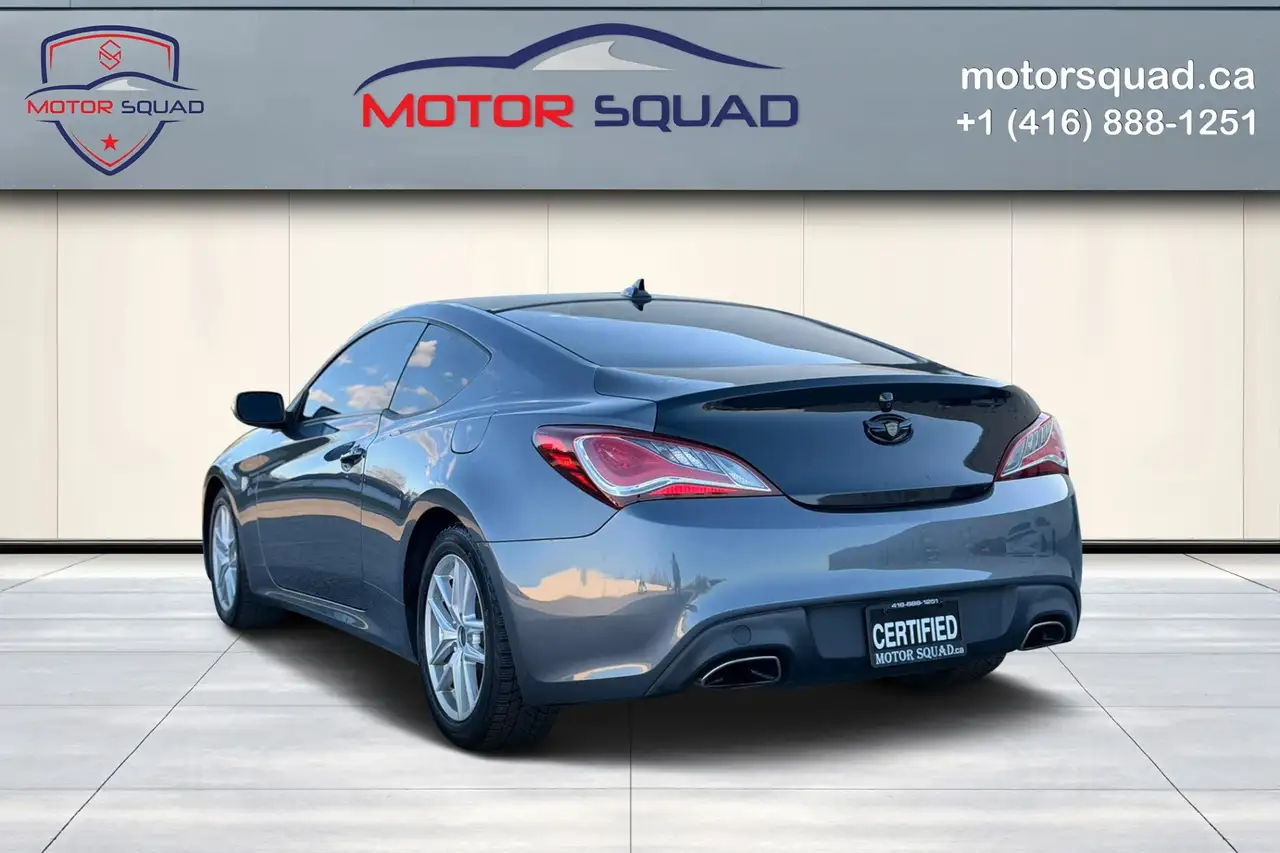 Hyundai Genesis снимка Hyundai Genesis