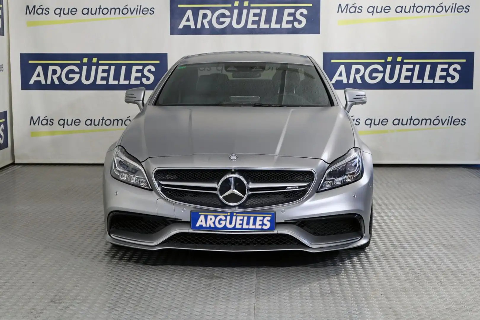 Mercedes-Benz CLS 63 AMG 4Matic NACIONAL 557cv Gris - 2