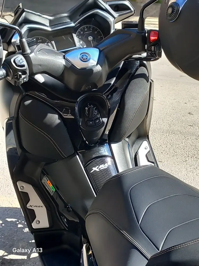 Yamaha X-Max 300 Gris - 1