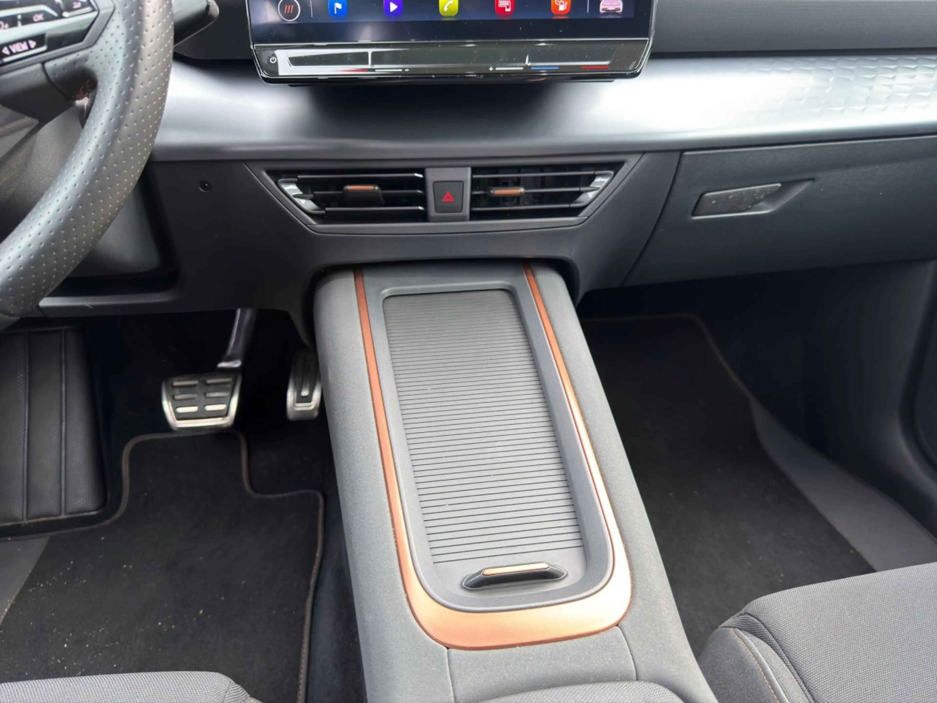 CUPRA Born LED Navi ACC Sitzheizung Rückfahrkamera Klima — photo 12