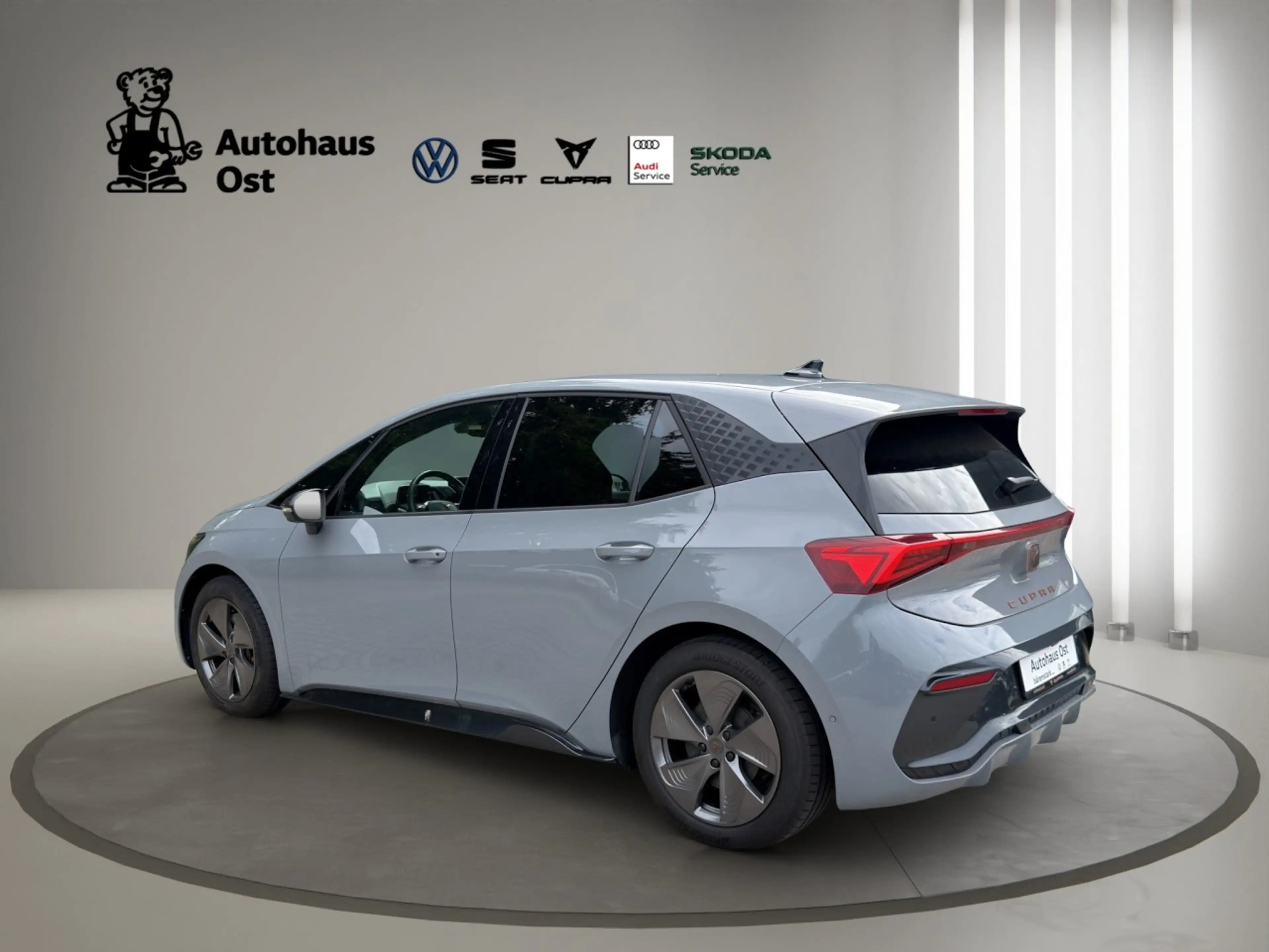 CUPRA Born LED Navi ACC Sitzheizung Rückfahrkamera Klima — photo 4