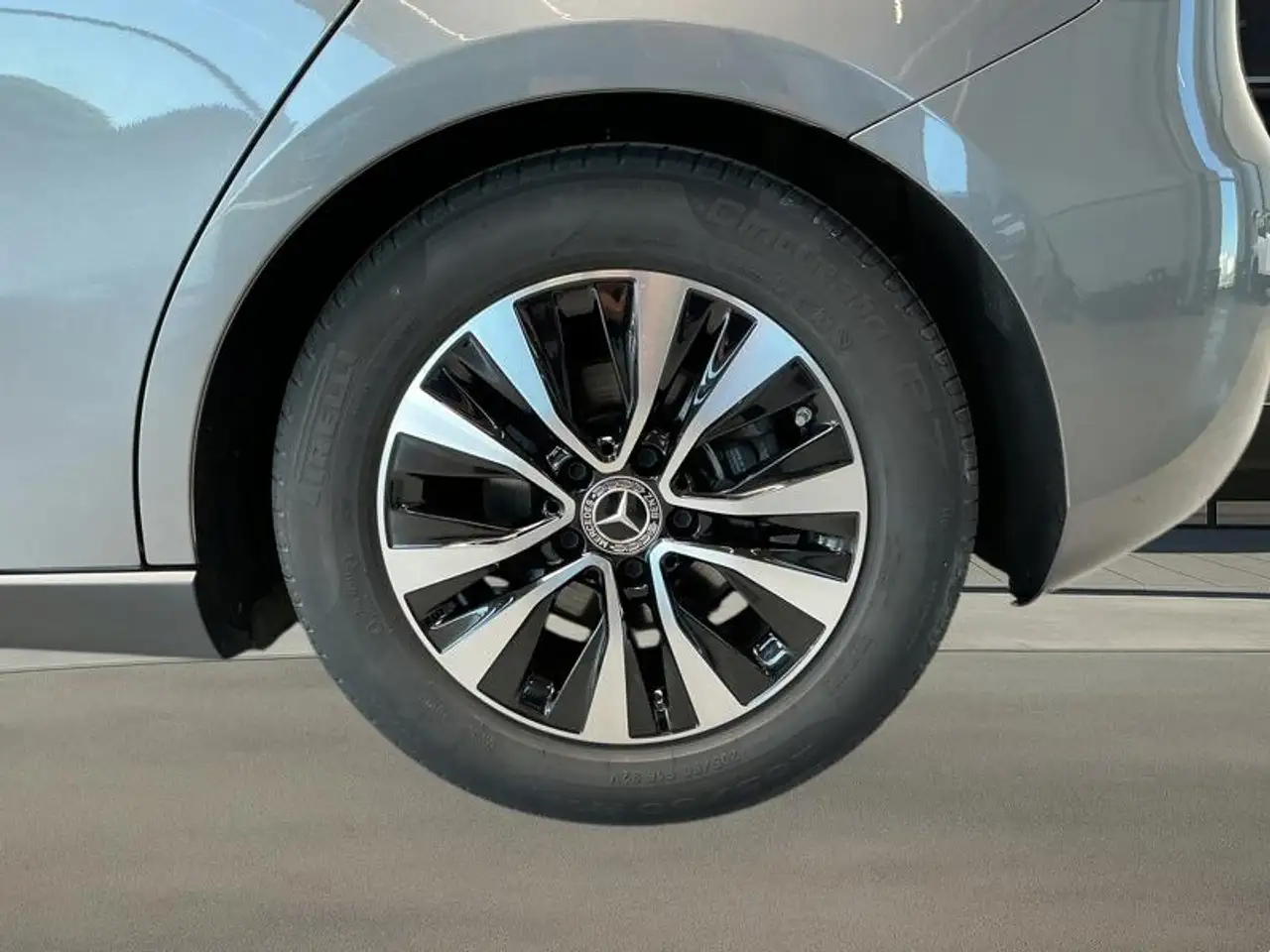 Mercedes-Benz A-Class d Essential Line, миниатюра 5