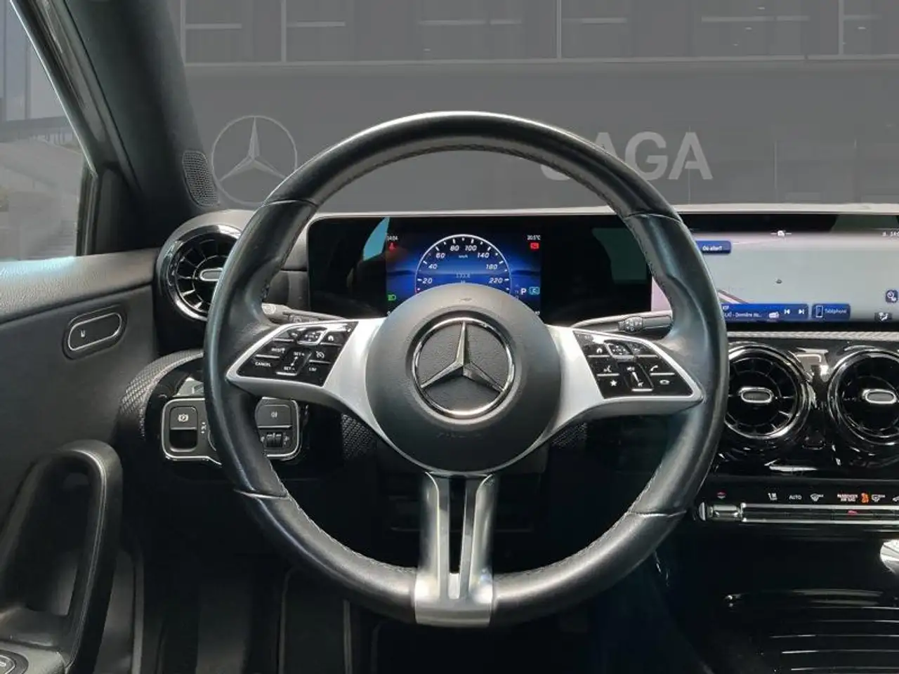 Mercedes-Benz A-Class d Essential Line, миниатюра 8