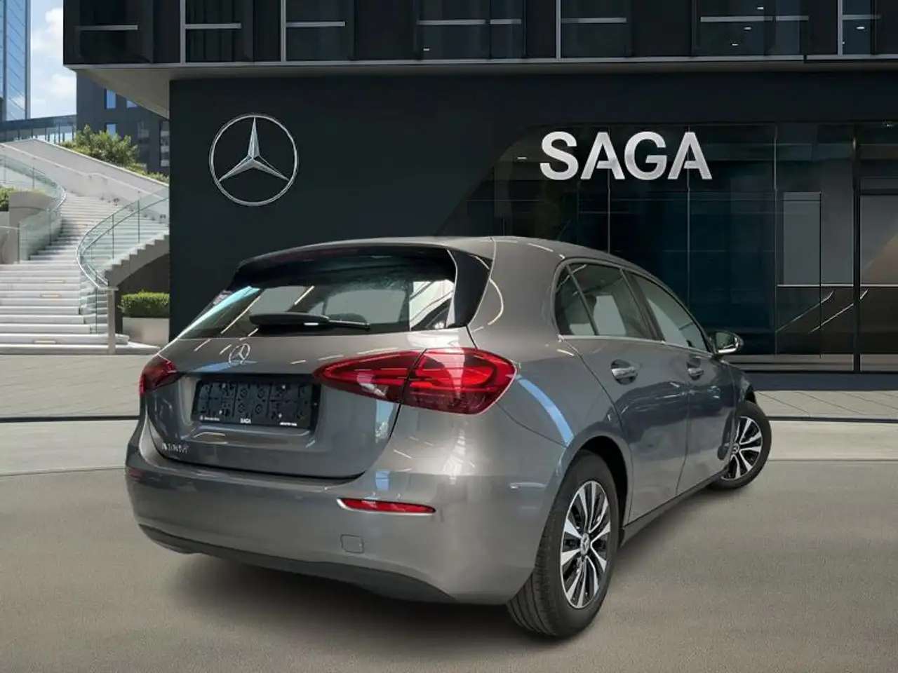 Mercedes-Benz A-Class d Essential Line, миниатюра 2