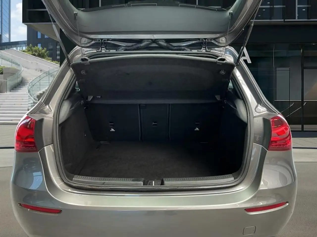Mercedes-Benz A-Class d Essential Line, миниатюра 7