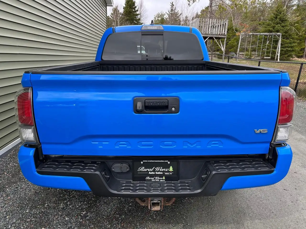 Toyota Tacoma снимка Toyota Tacoma