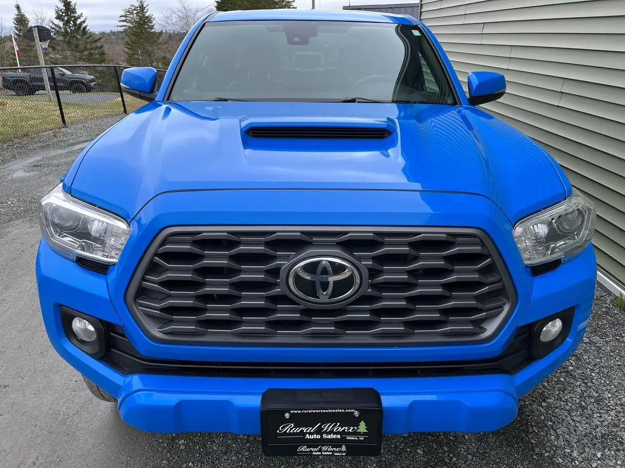 Toyota Tacoma снимка Toyota Tacoma